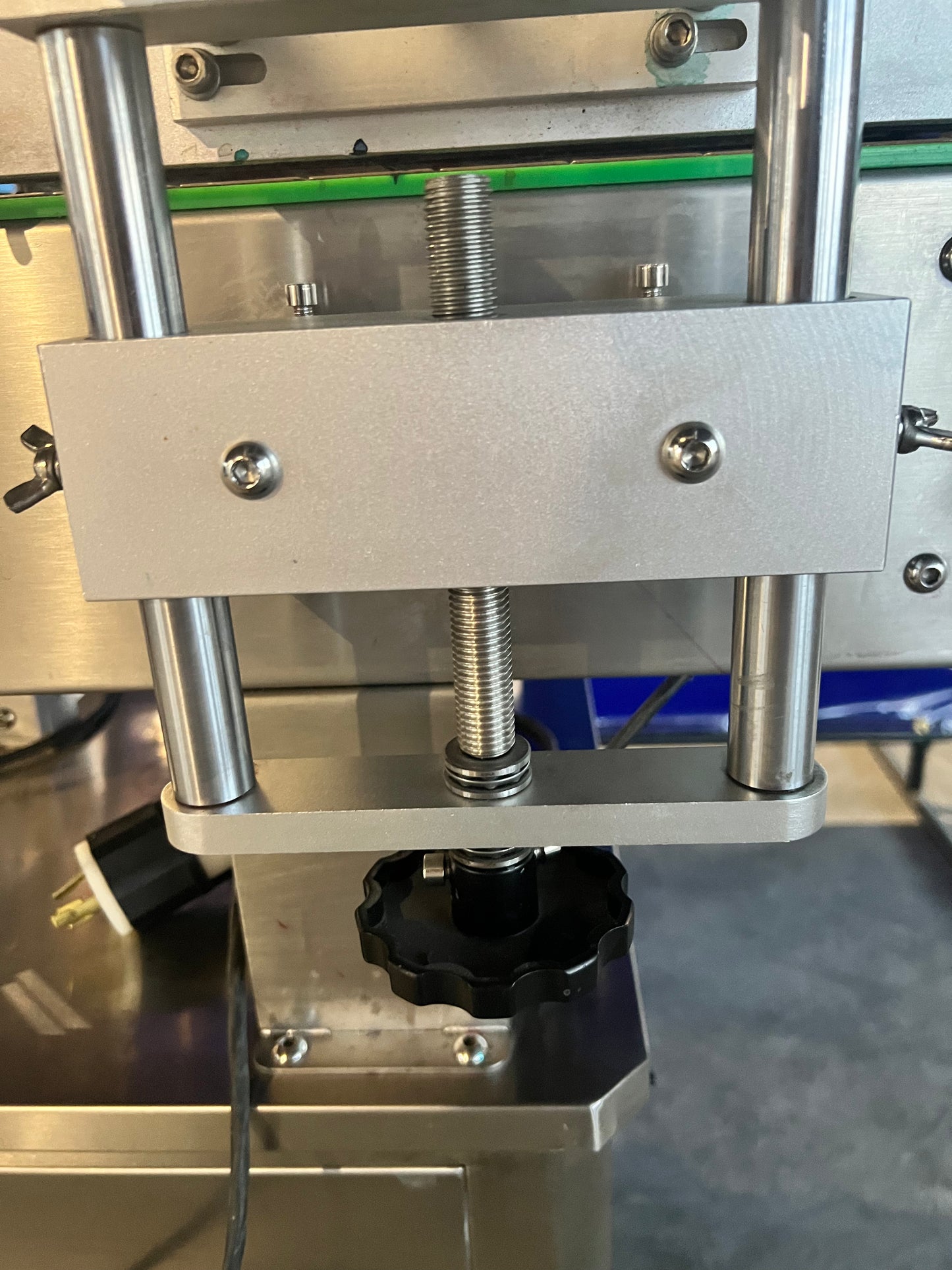 Labeler - Automatic Bottle Labeling Machine - JB-LT80 - Weibang Machinery