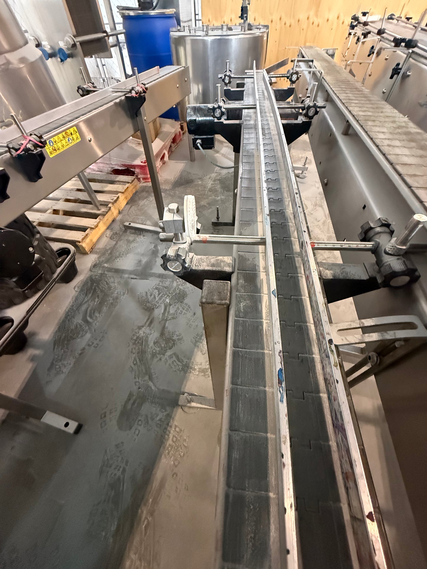 Conveyor - 7'6" length, 4.5" Wide, with speed controller