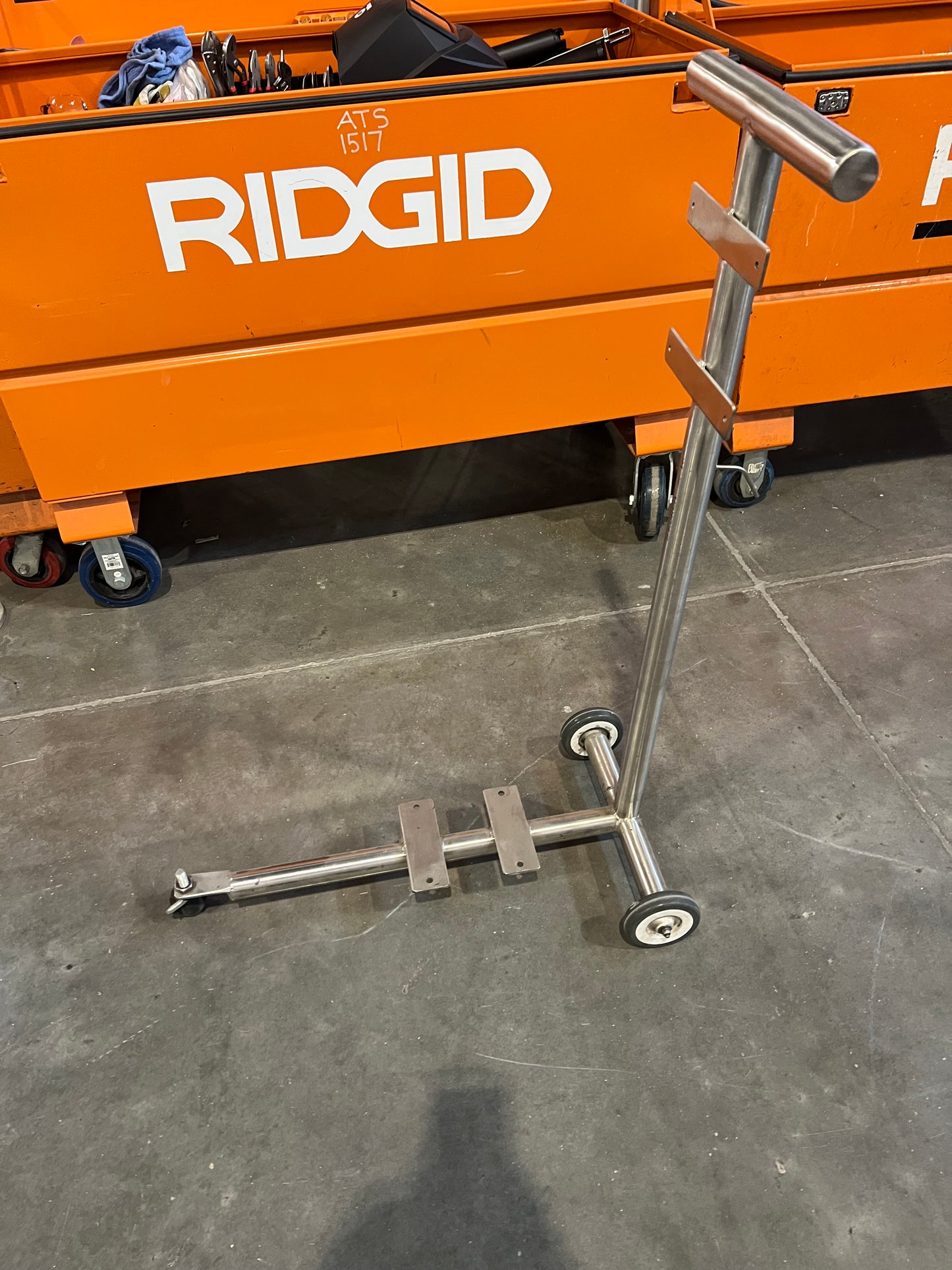 1 Each New SS pump cart with front swivel and two wheels —Stock UTAH $800 EACH