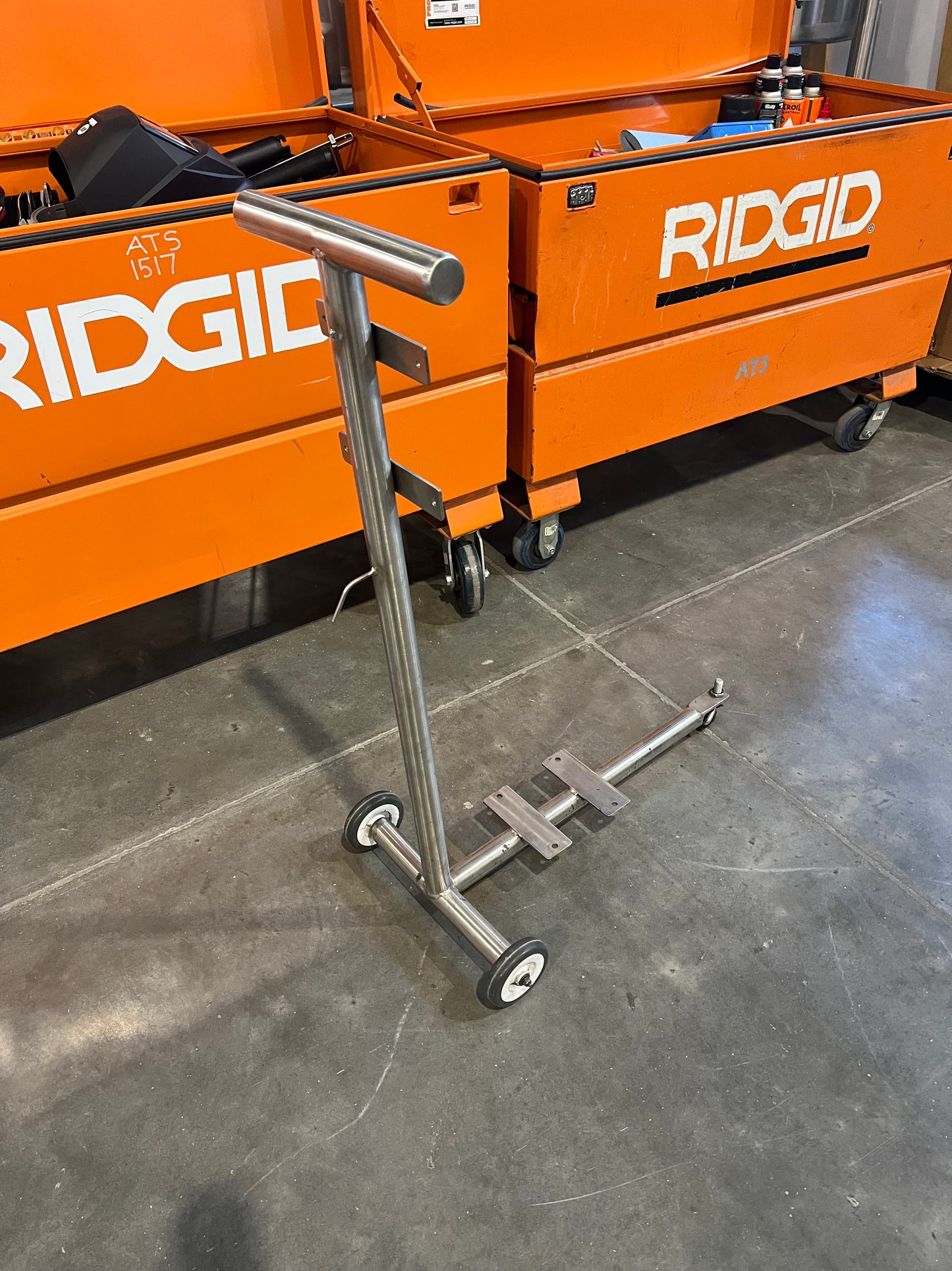 1 Each New SS pump cart with front swivel and two wheels —Stock UTAH $800 EACH