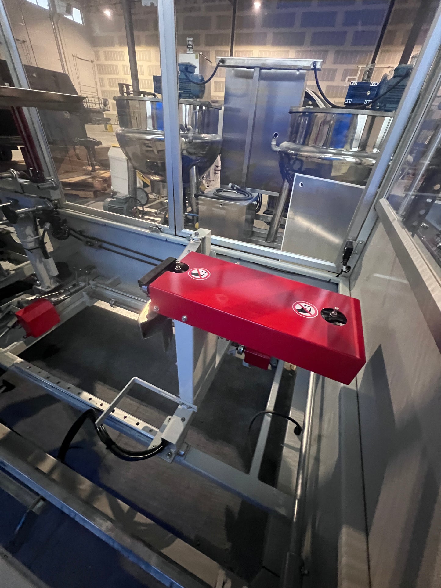 Used Best Pack - Automatic Uniform Case Erector & Bottom Sealer, Model ELVSL21-2H-145