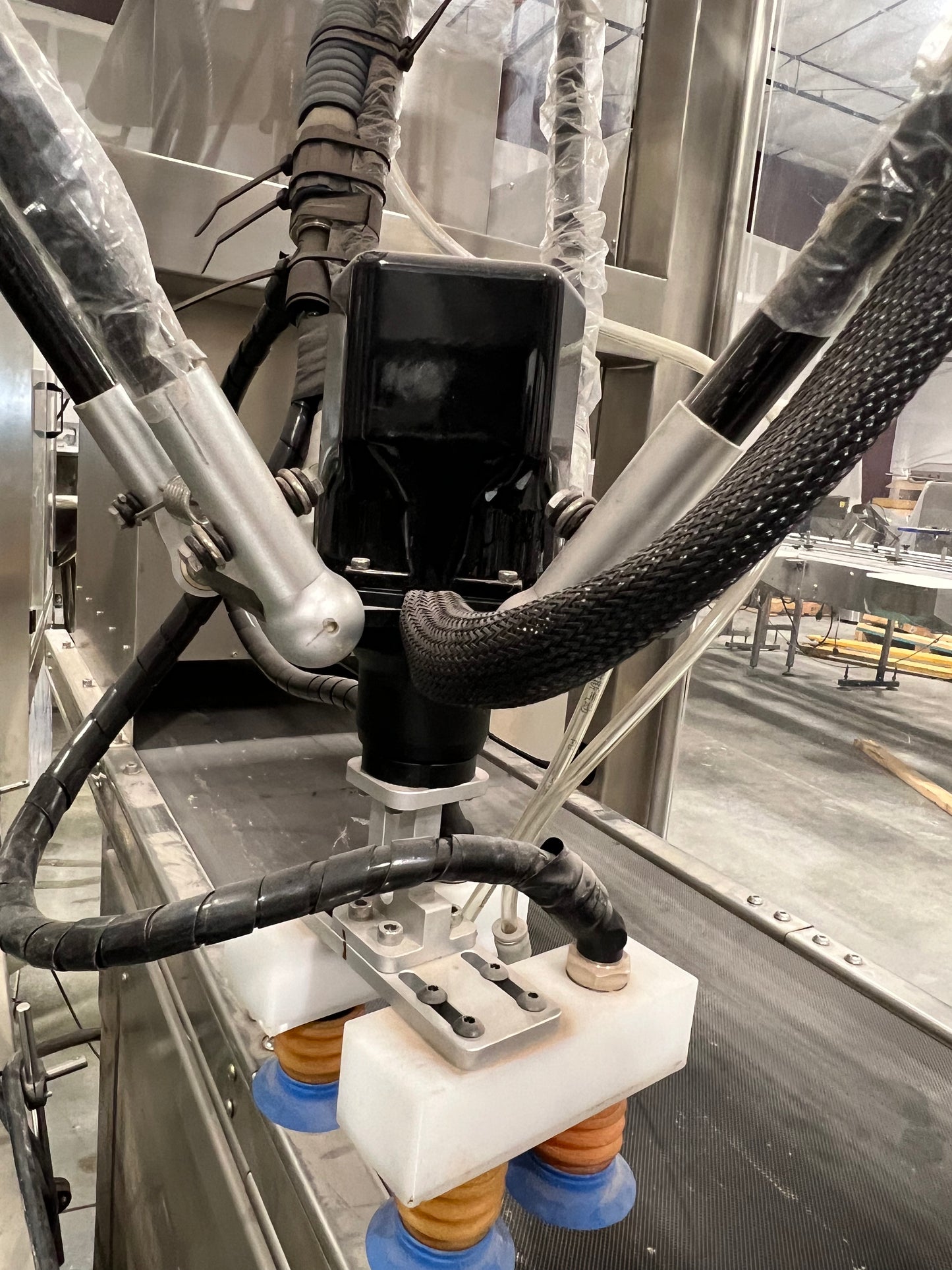 Slightly Used - Automatic Cartoning Machine - Model ZX-RD80B - Robot Case Packing Machine Top Load Parallel Robotic Case Packer for Soft-Bags and Pouches