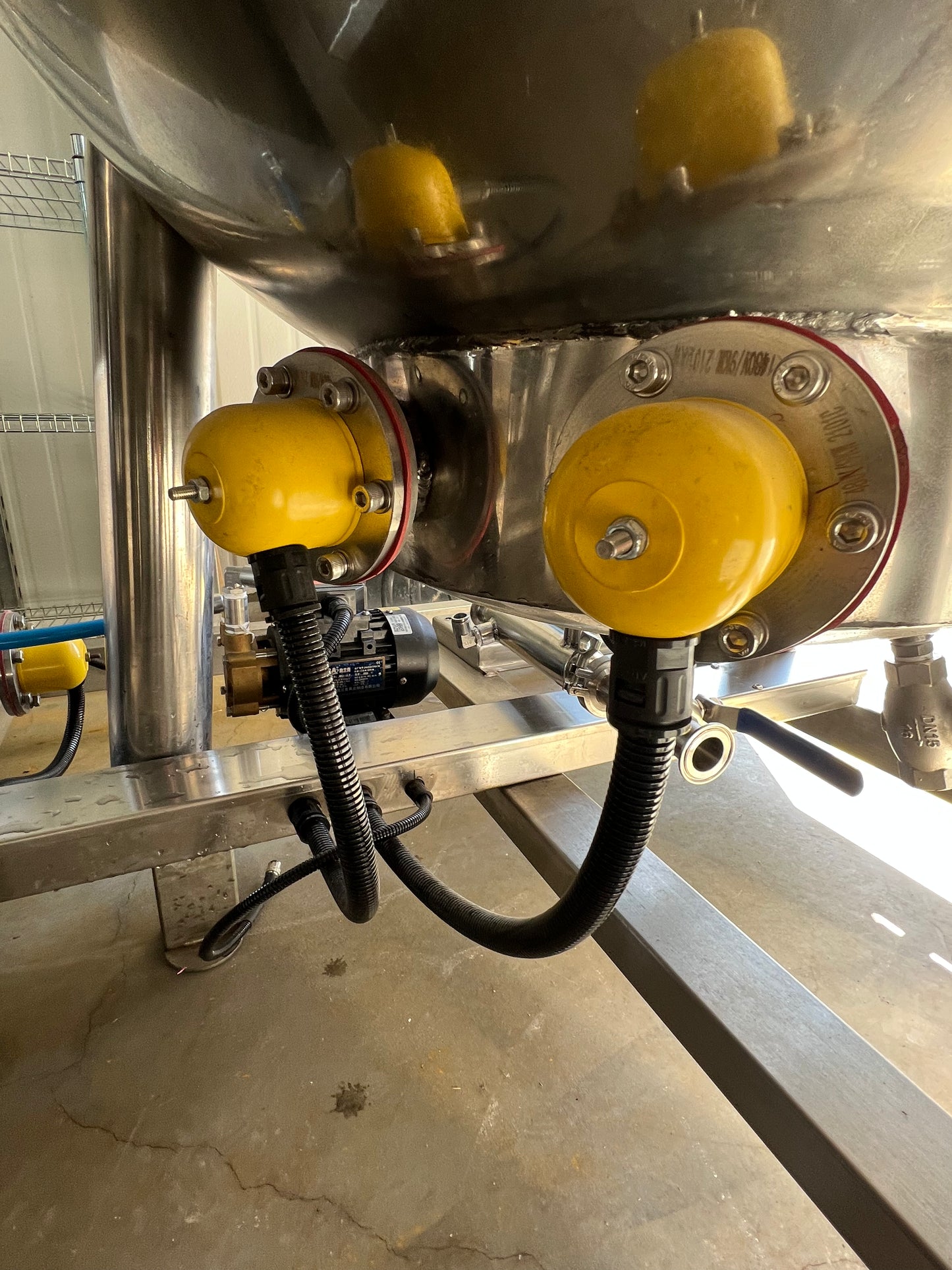 Tank - Mixing tank system - Model # GD150, 2 Tank, 150 liter each, SS Batching Skid with Controls, Scraper Agitation, KQ-500L, 50 Hz, Single Phase (pumps not included)