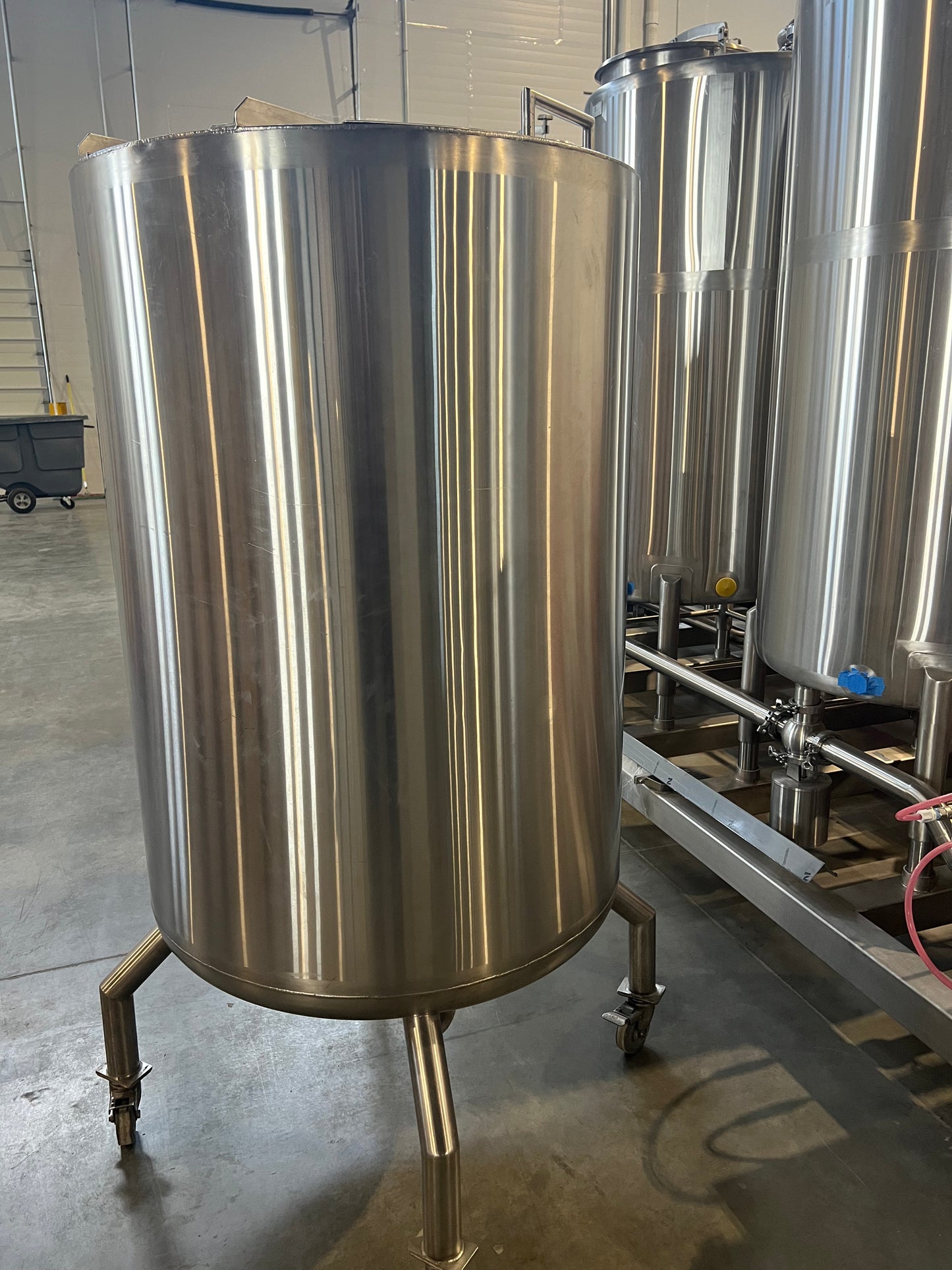 New 200 gallon, single wall 12 gauge, 304 SS Tank—Stock UTAH - Quantity 1