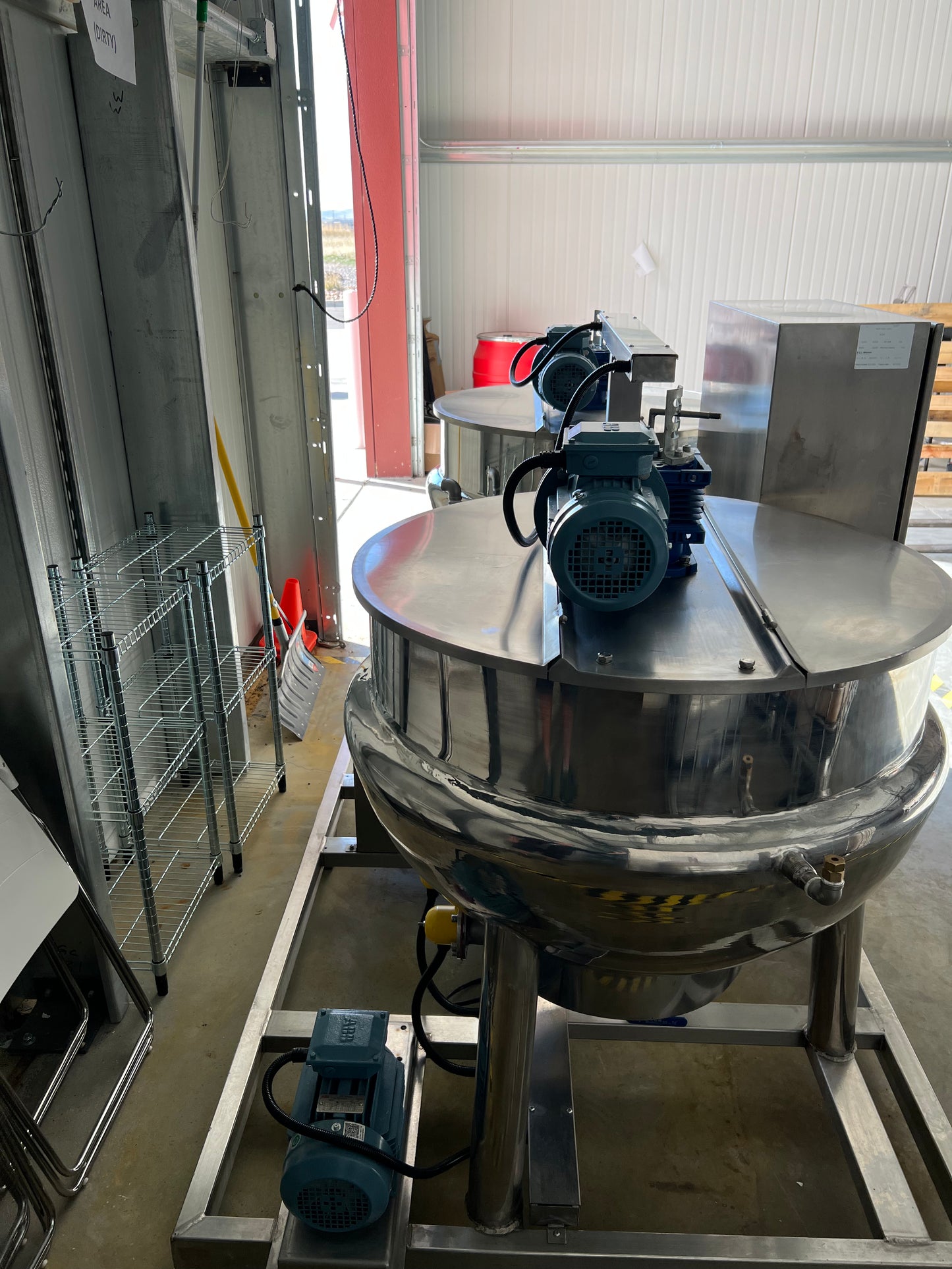 Tank - Mixing tank system - Model # GD150, 2 Tank, 150 liter each, SS Batching Skid with Controls, Scraper Agitation, KQ-500L, 50 Hz, Single Phase (pumps not included)