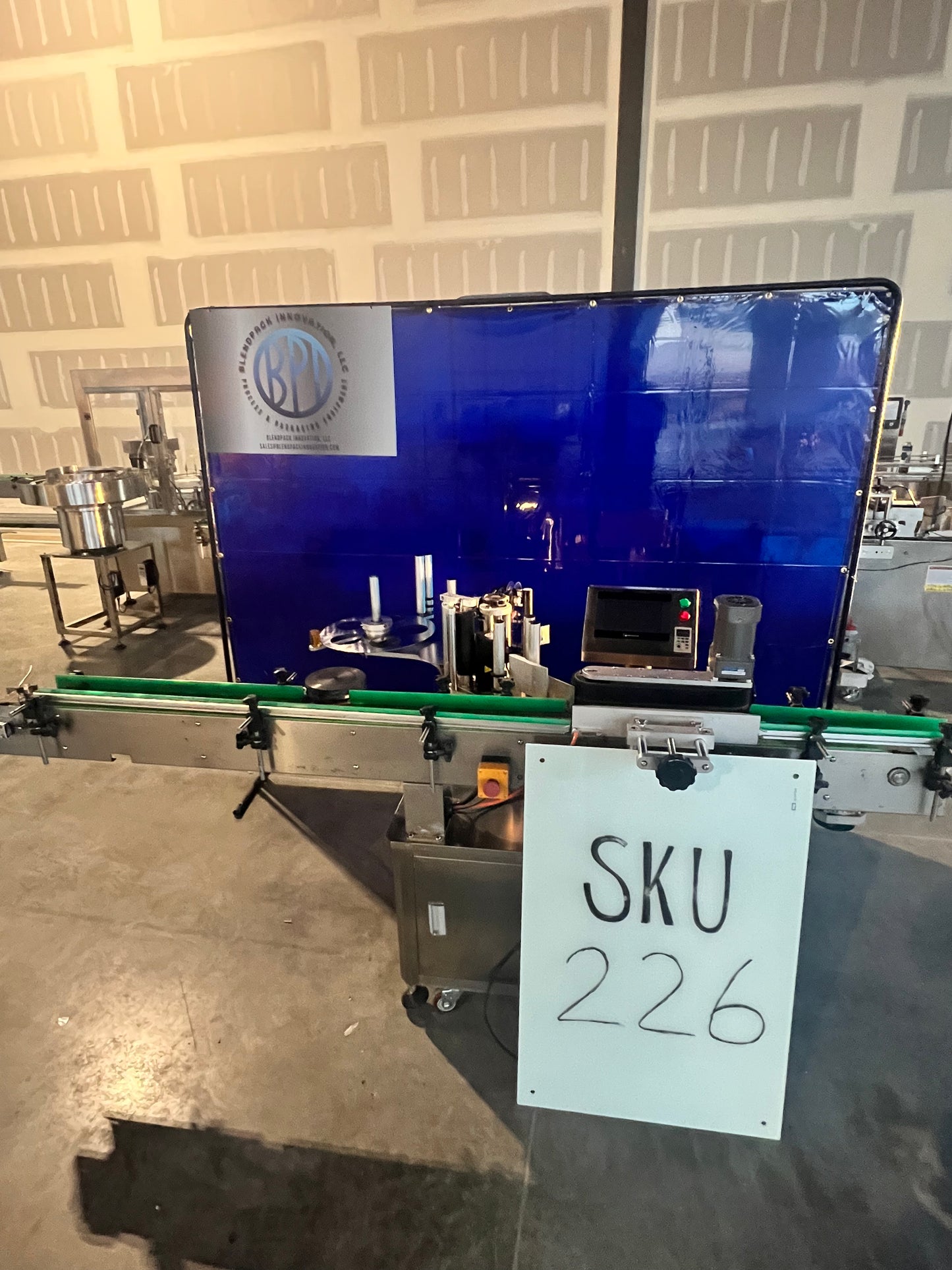 Labeler - Automatic Bottle Labeling Machine - JB-LT80 - Weibang Machinery