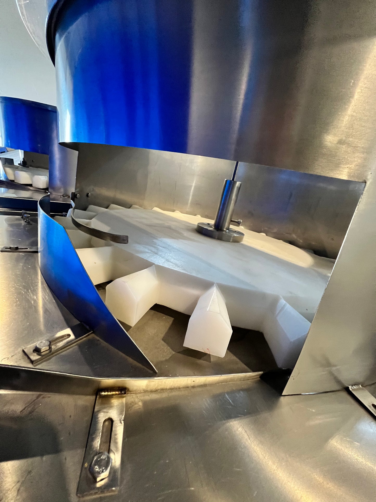 Used Automatic Bottle Unscrambler - JB-LPI - Qty 2 - Weibang Machinery