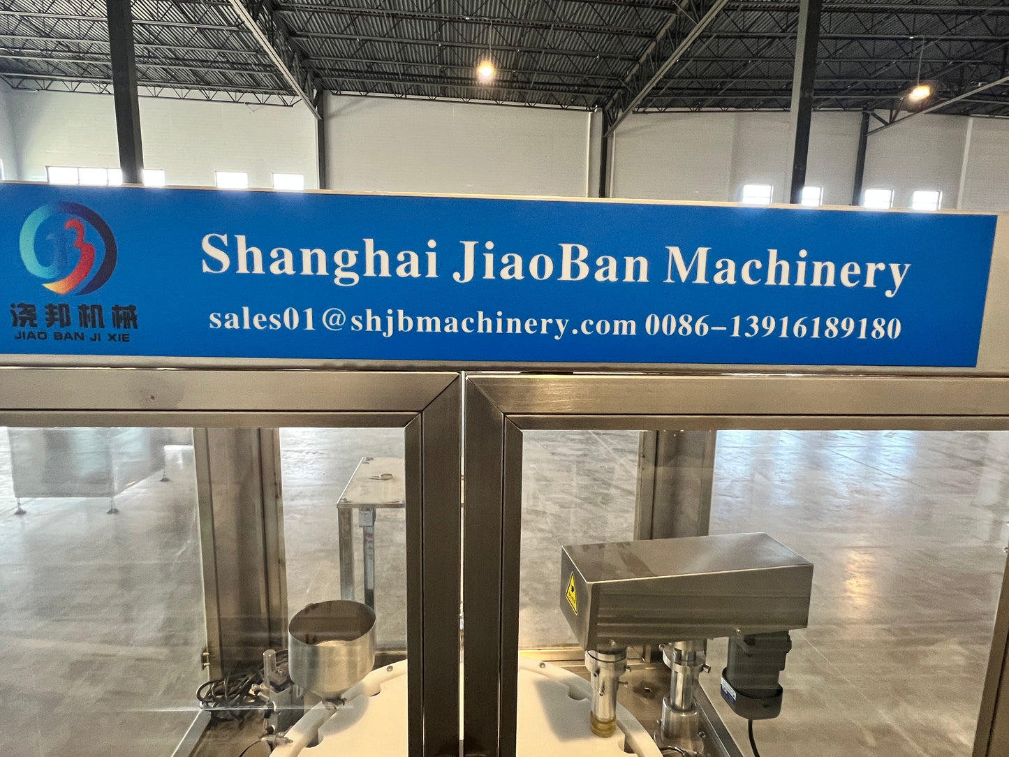 Like New Filler and Capper Lid Bowl with mini Hopper - Shanghai JiaoBan Machinery