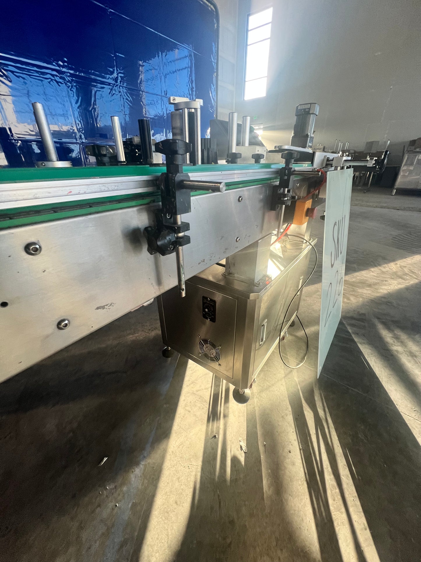 Labeler - Automatic Bottle Labeling Machine - JB-LT80 - Weibang Machinery