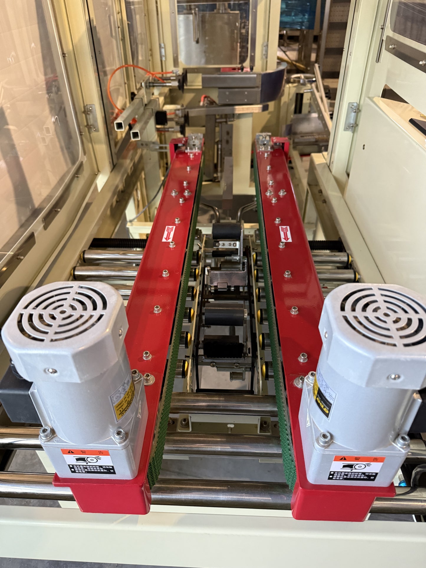 Brother (BroPac) Automatic Case Erector and Bottom Sealer, Model CES4035M