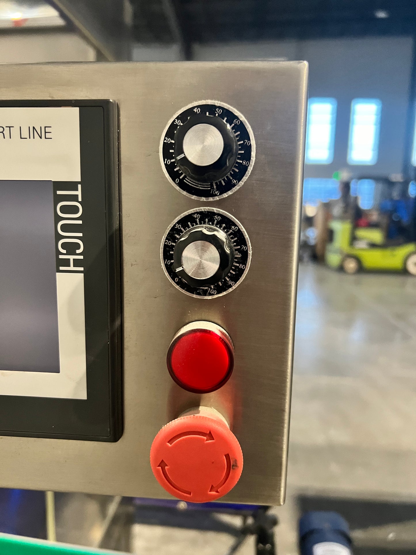 Used Filler and Capper - 4 Head, Filler and Capper with Feed Tank, Heat Traced - Shanghai JiaoBan Machinery