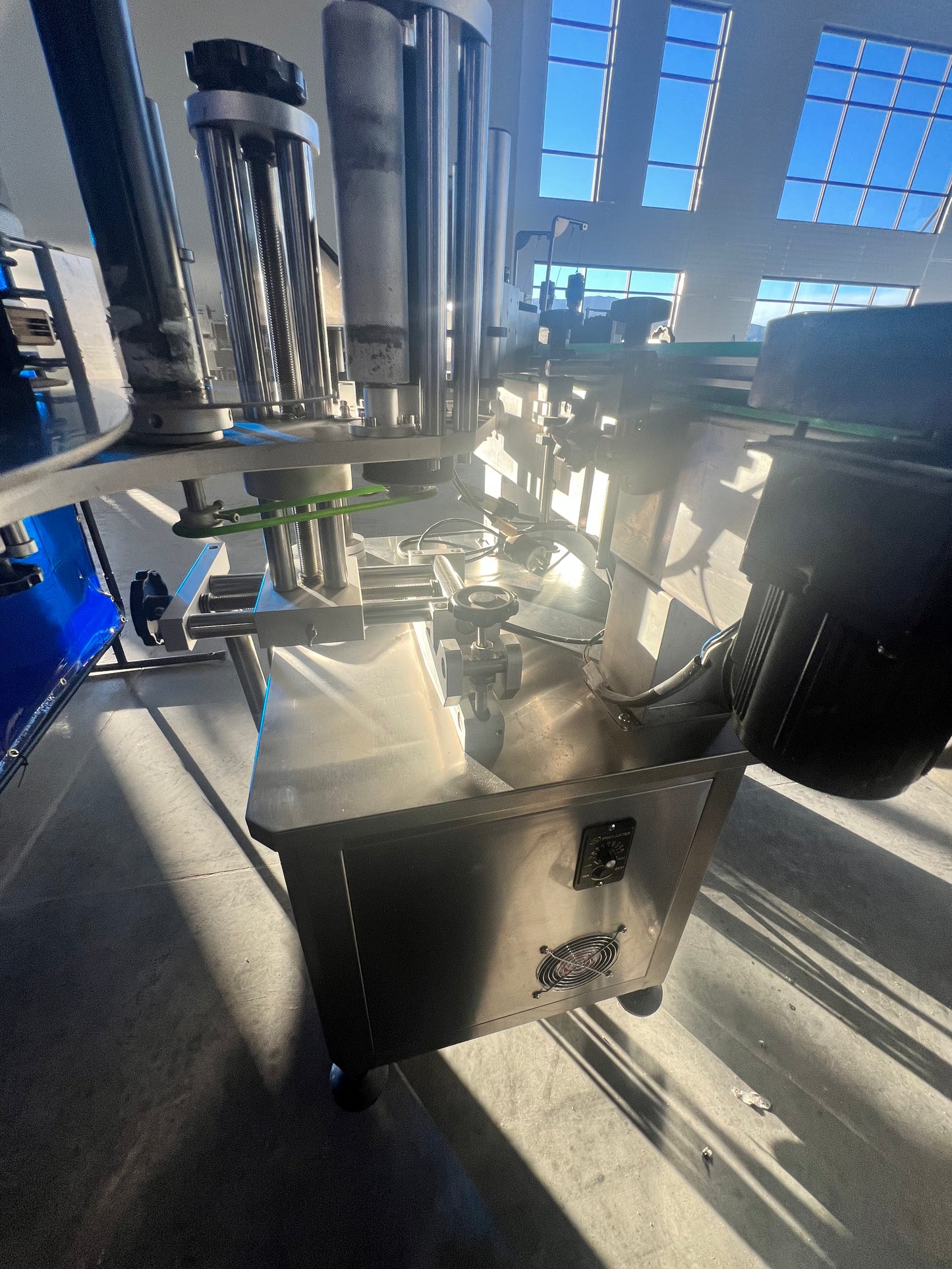 Labeler - Automatic Bottle Labeling Machine - JB-LT80 - Weibang Machinery