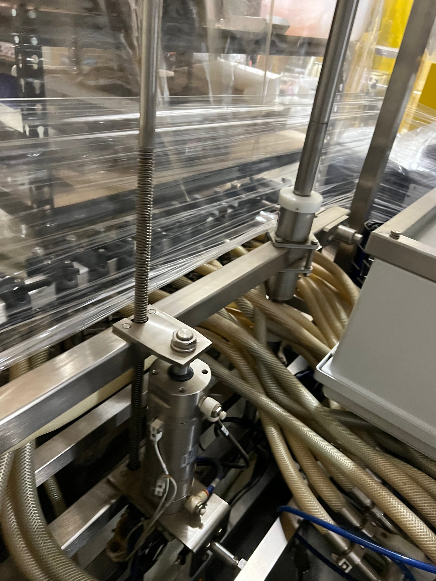 Slightly Used Inline Filling Systems - Overflow Filler - 16-20 Head Pressure overflow hot filler, with feed tank, Serial # 46910, 220 Volt