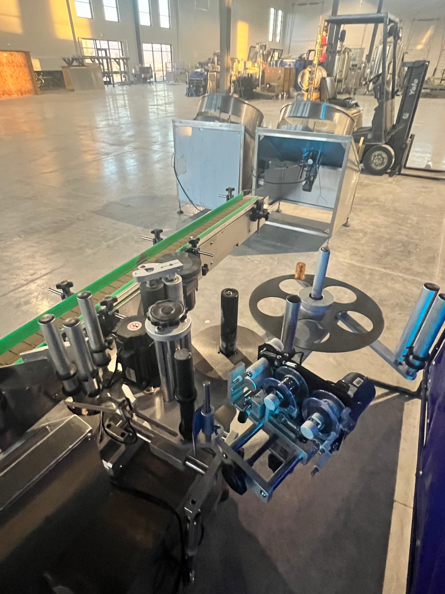 Labeler - Automatic Bottle Labeling Machine - JB-LT80 - Weibang Machinery