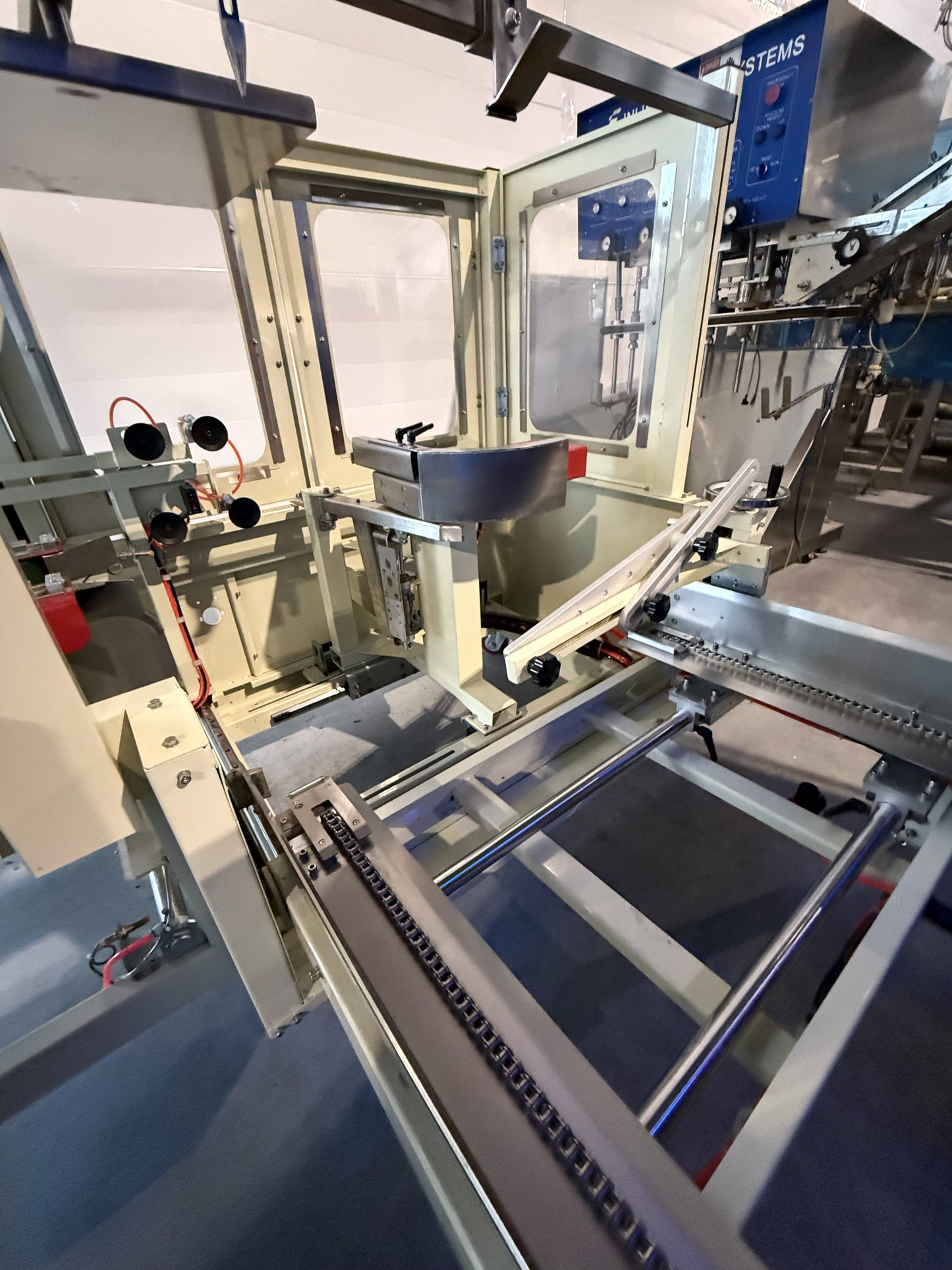 Brother (BroPac) Automatic Case Erector and Bottom Sealer, Model CES4035M