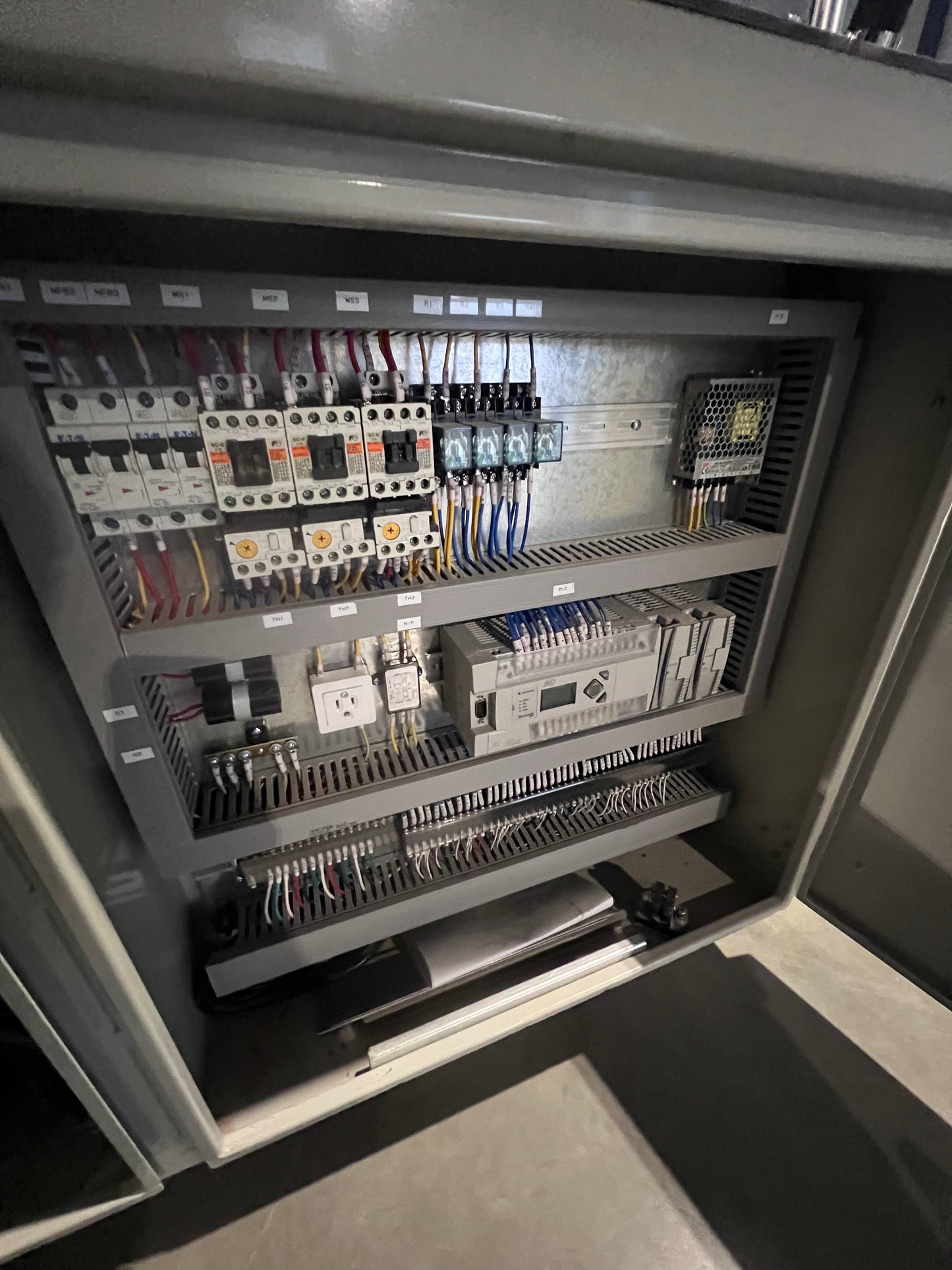 Used Best Pack Automatic Uniform Case Erector & Bottom Sealer, Model ELVSL22-3H