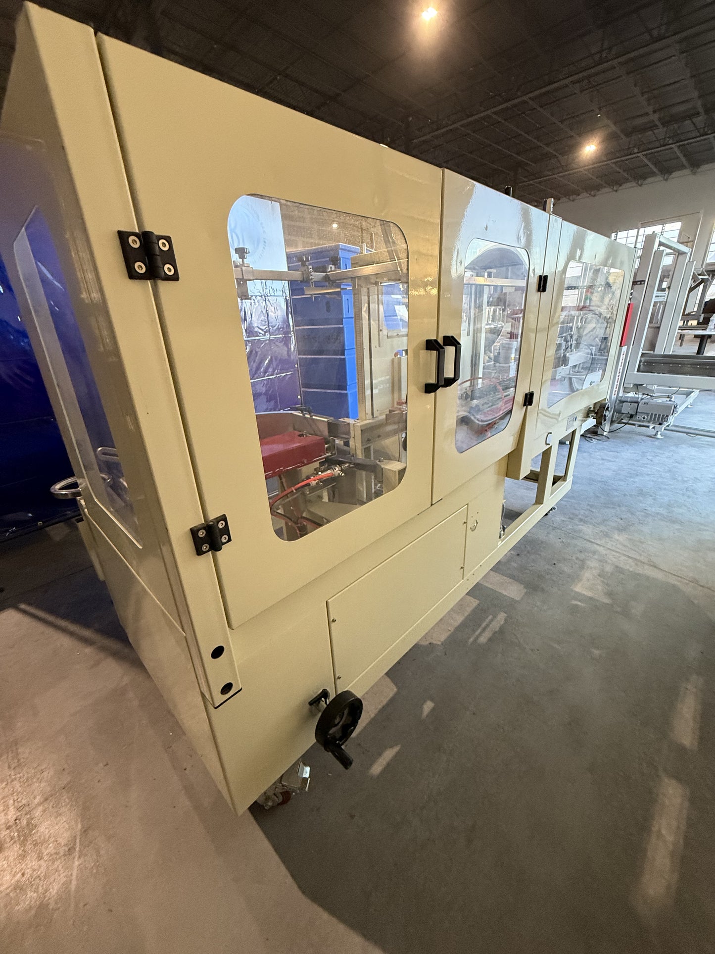 Brother (BroPac) Automatic Case Erector and Bottom Sealer, Model CES4035M