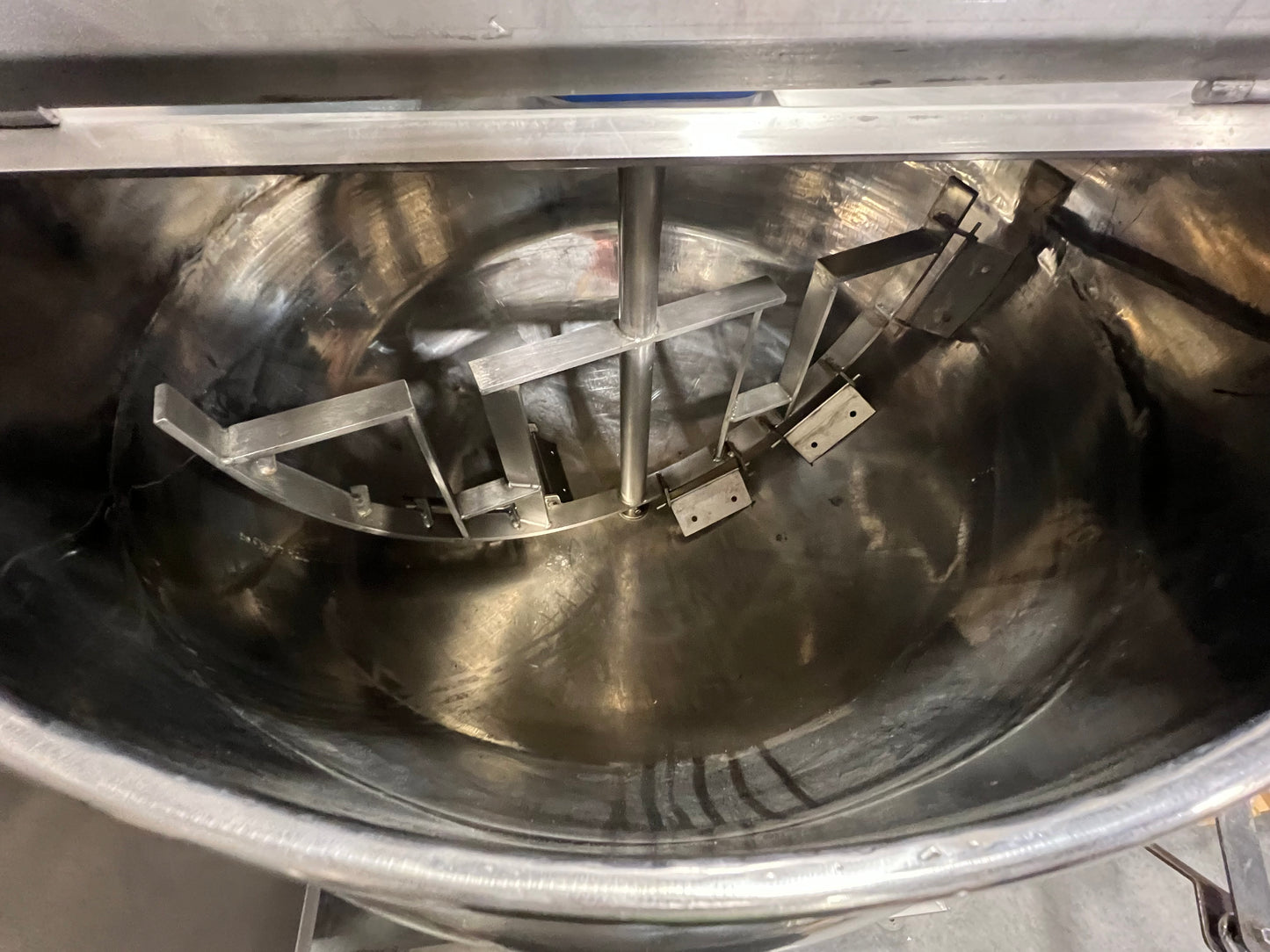 Tank - Mixing tank system - Model # GD150, 2 Tank, 150 liter each, SS Batching Skid with Controls, Scraper Agitation, KQ-500L, 50 Hz, Single Phase (pumps not included)