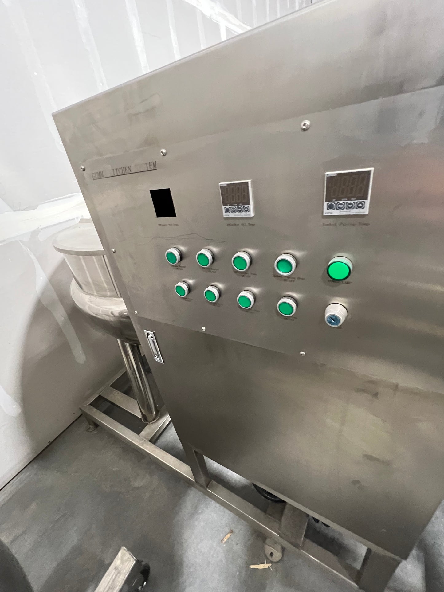 Tank - Mixing tank system - Model # GD150, 2 Tank, 150 liter each, SS Batching Skid with Controls, Scraper Agitation, KQ-500L, 50 Hz, Single Phase (pumps not included)