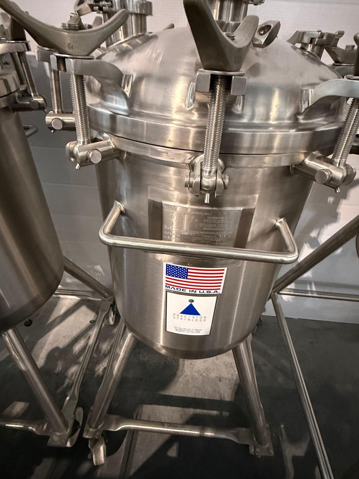 Pre-Owned 100 Liter Pressure Tank - Precision Stainless, 316L SS, Working Pressure 60 PSIG @ 212 Deg