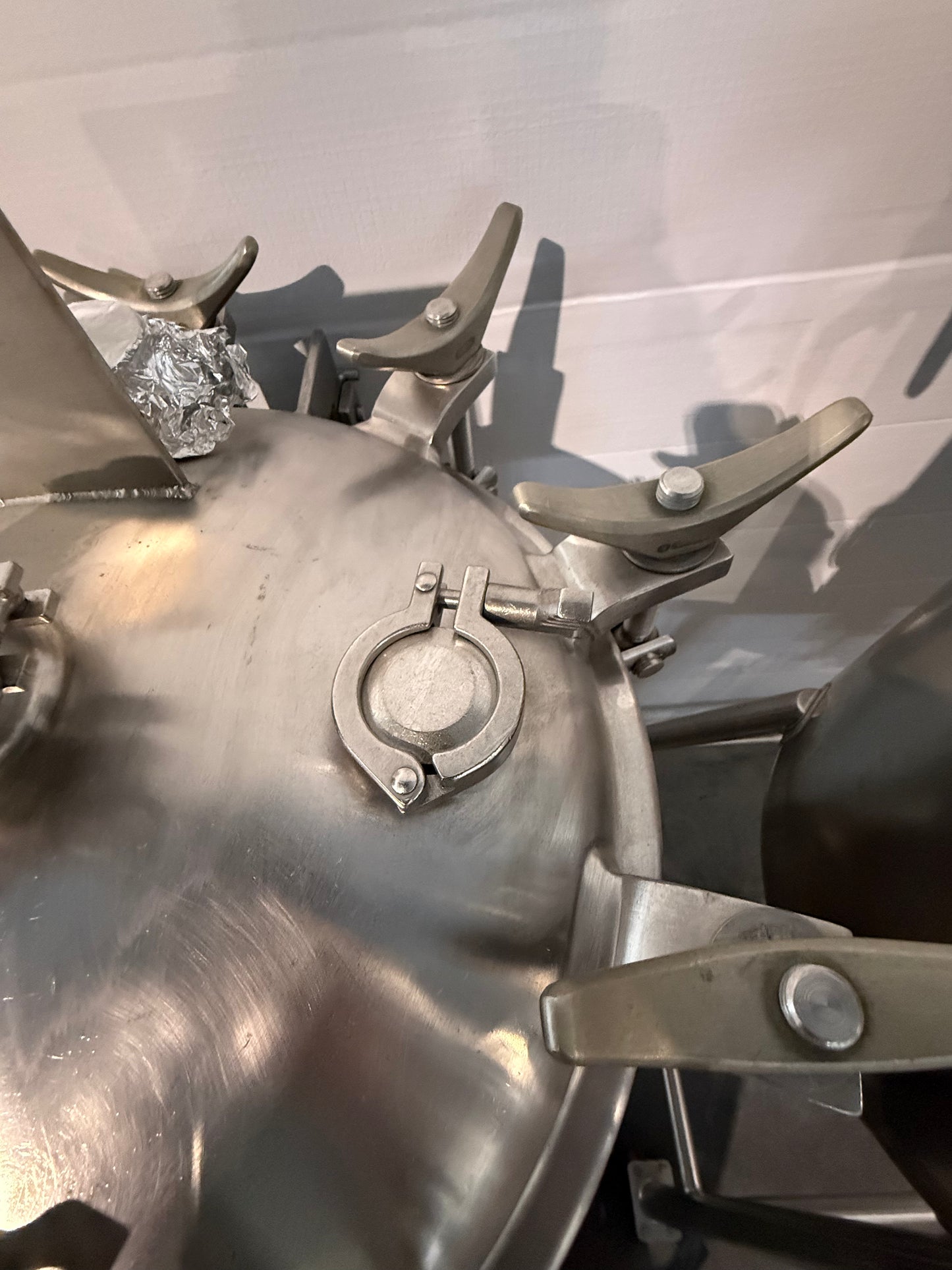 Pre-Owned 100 Liter Pressure Tank - Precision Stainless, 316L SS, Working Pressure 60 PSIG @ 212 Deg