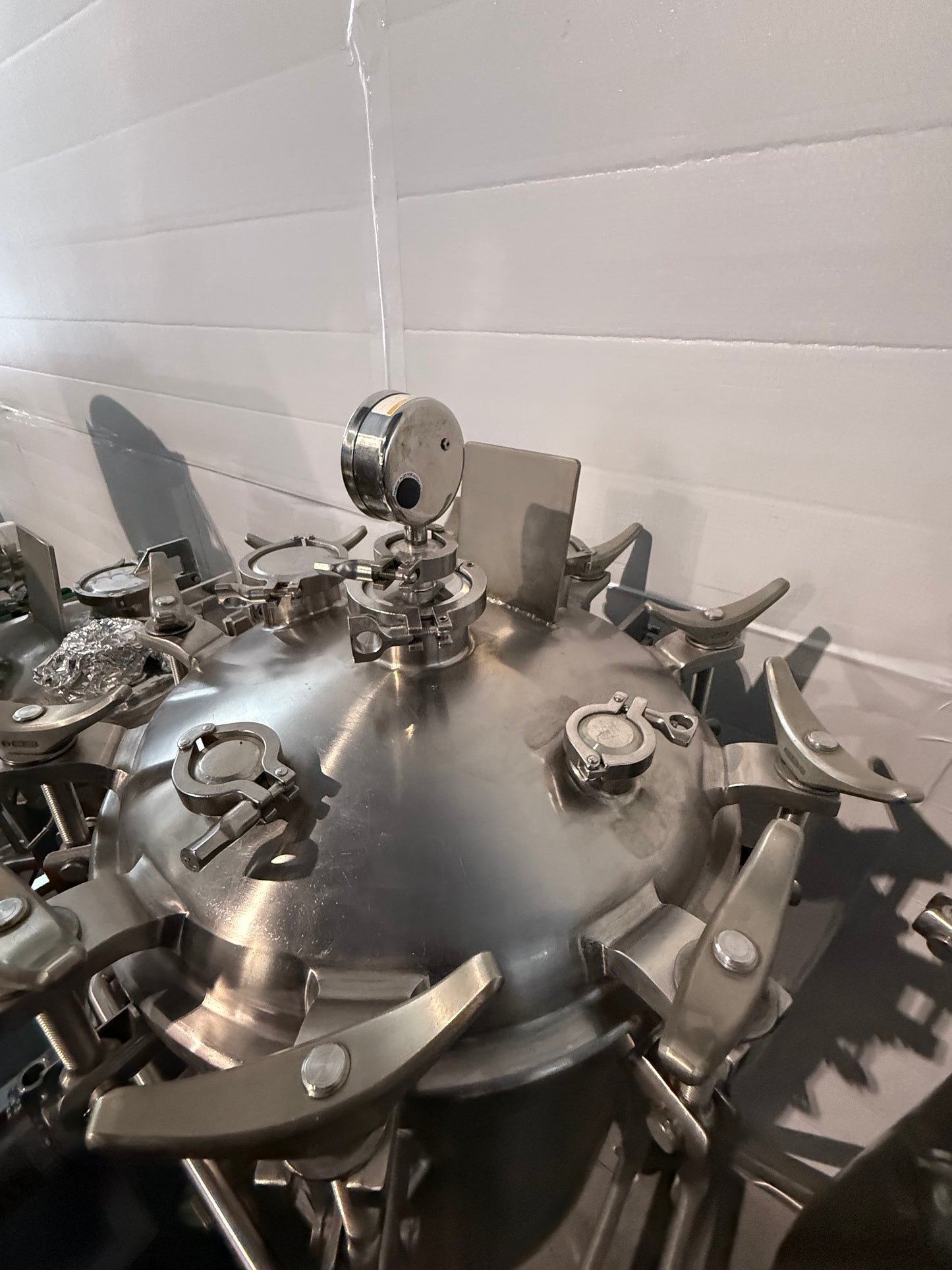 Pre-Owned 100 Liter Pressure Tank - Precision Stainless 316SS, Working Pressure 60 PSIG @ 212Deg