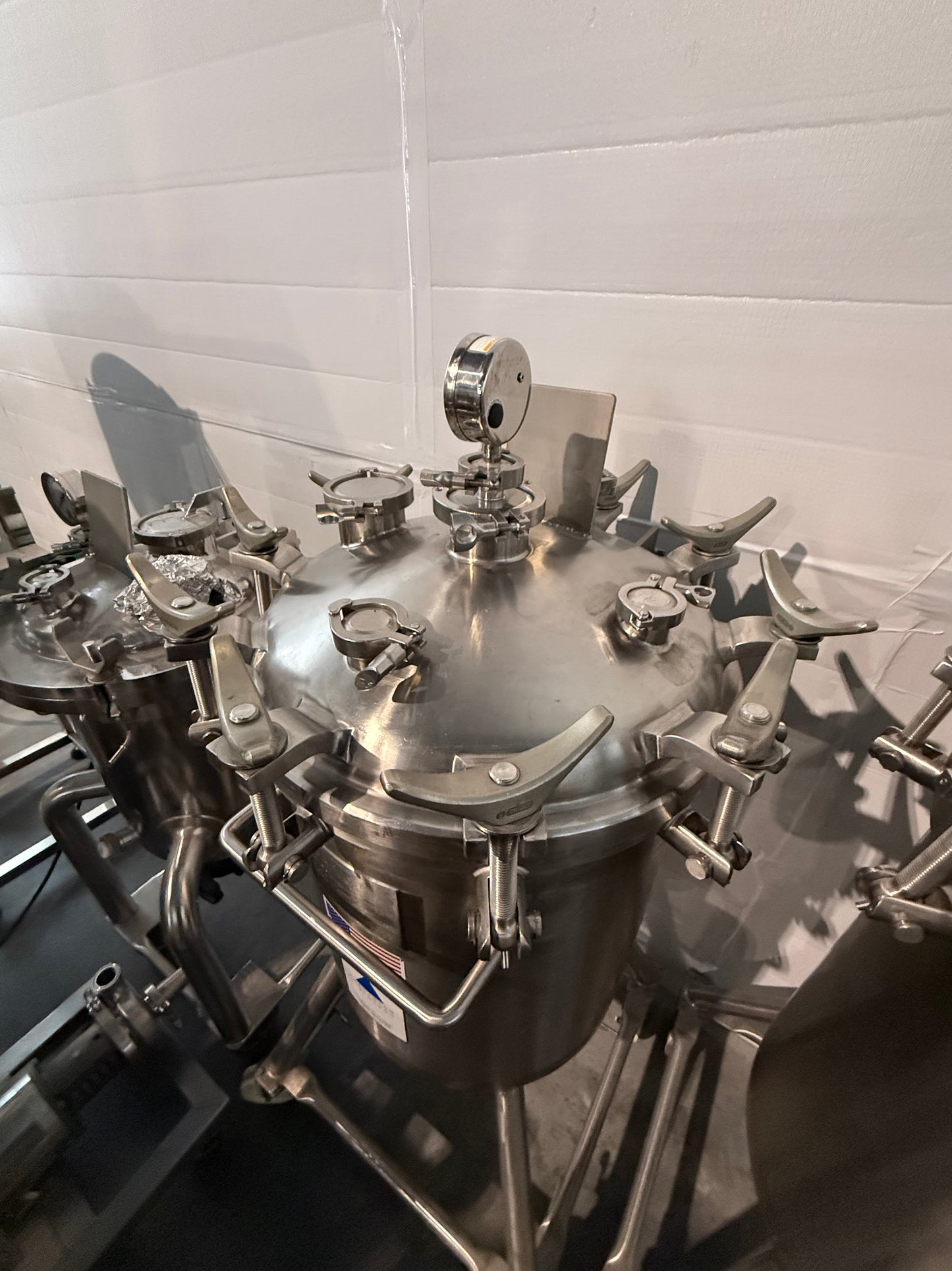 Pre-Owned 100 Liter Pressure Tank - Precision Stainless 316SS, Working Pressure 60 PSIG @ 212Deg