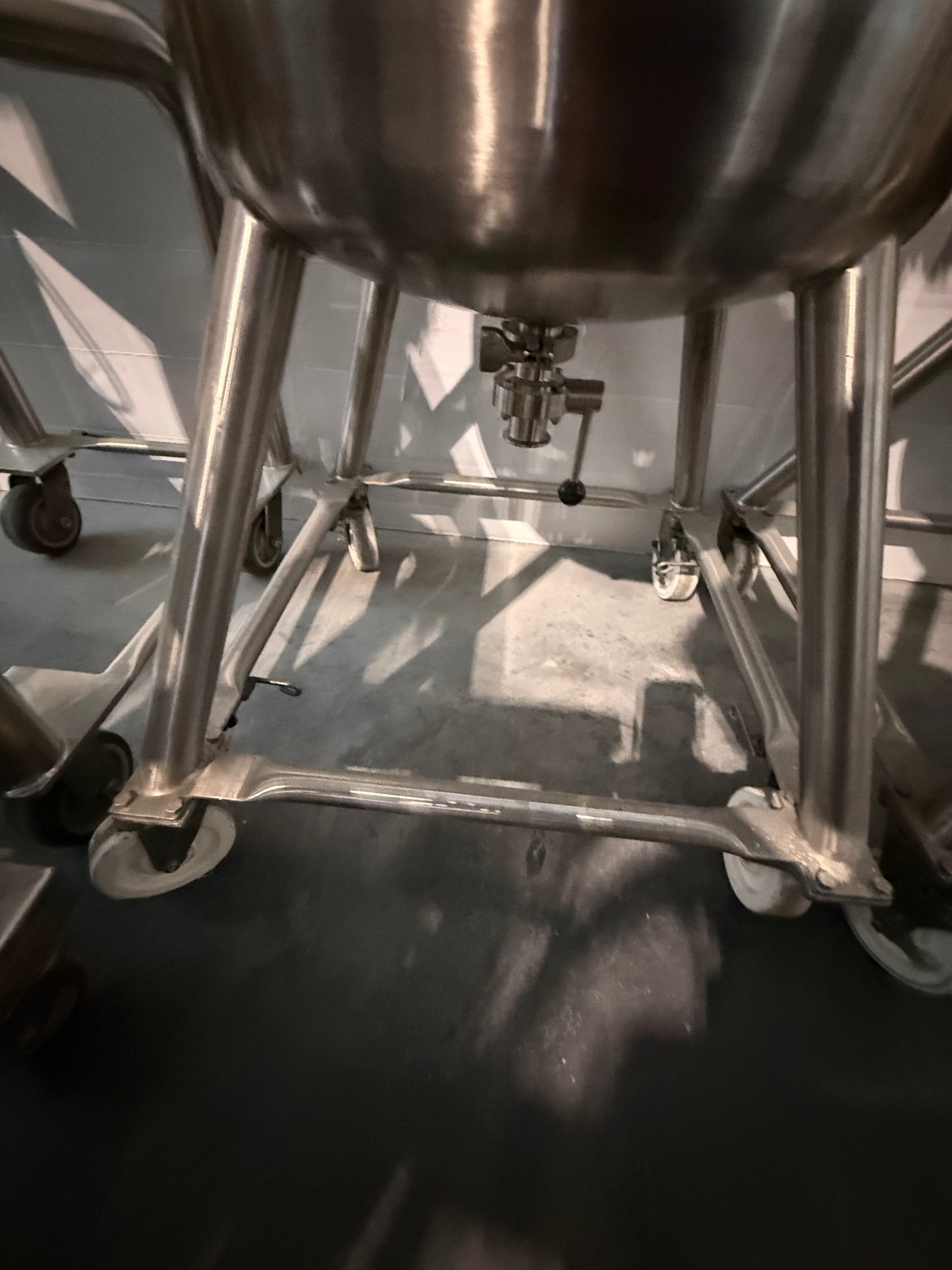 Pre-Owned 100 Liter Pressure Tank - Precision Stainless 316SS, Working Pressure 60 PSIG @ 212Deg