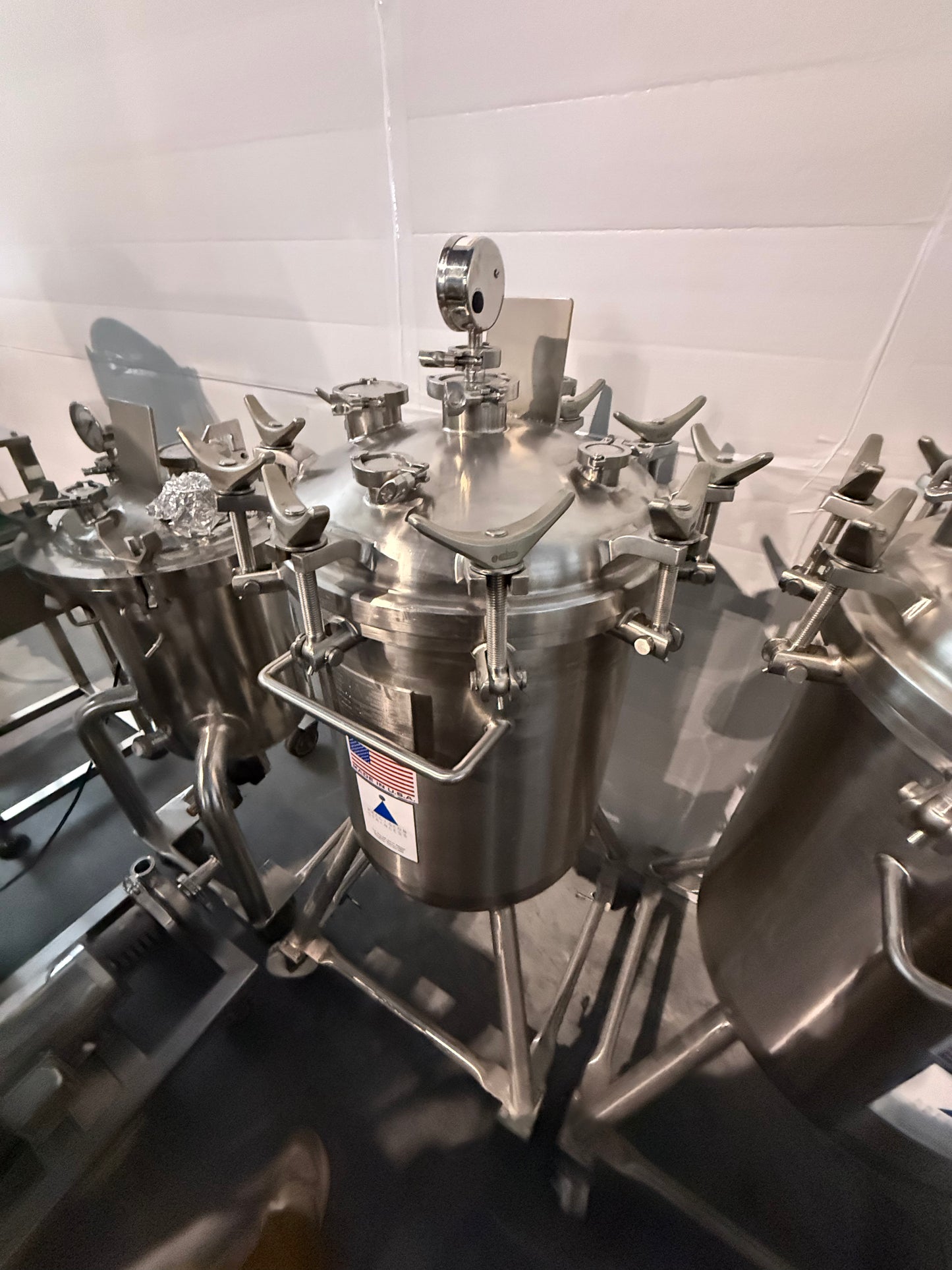 Pre-Owned 100 Liter Pressure Tank - Precision Stainless 316SS, Working Pressure 60 PSIG @ 212Deg