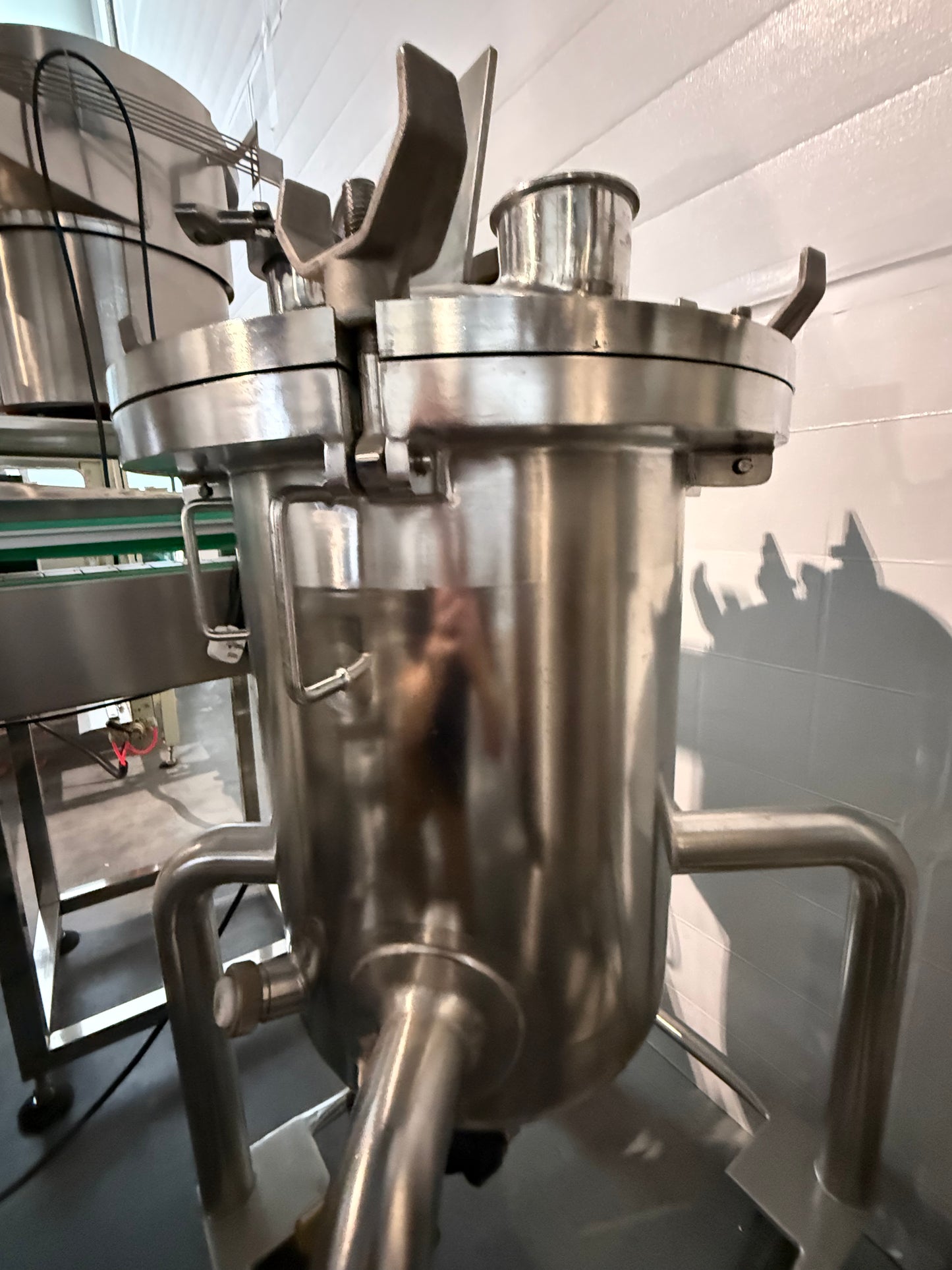 Approx 50-Liter Pressure Tank, DCI, 4 legs, with casters