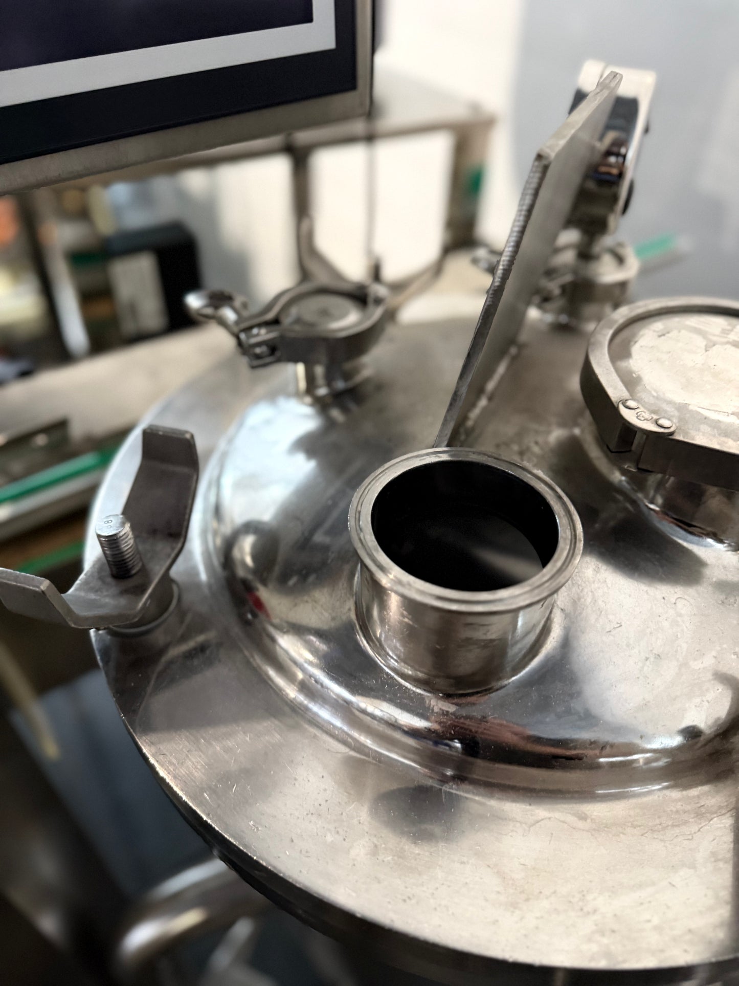 Approx 50-Liter Pressure Tank, DCI, 4 legs, with casters