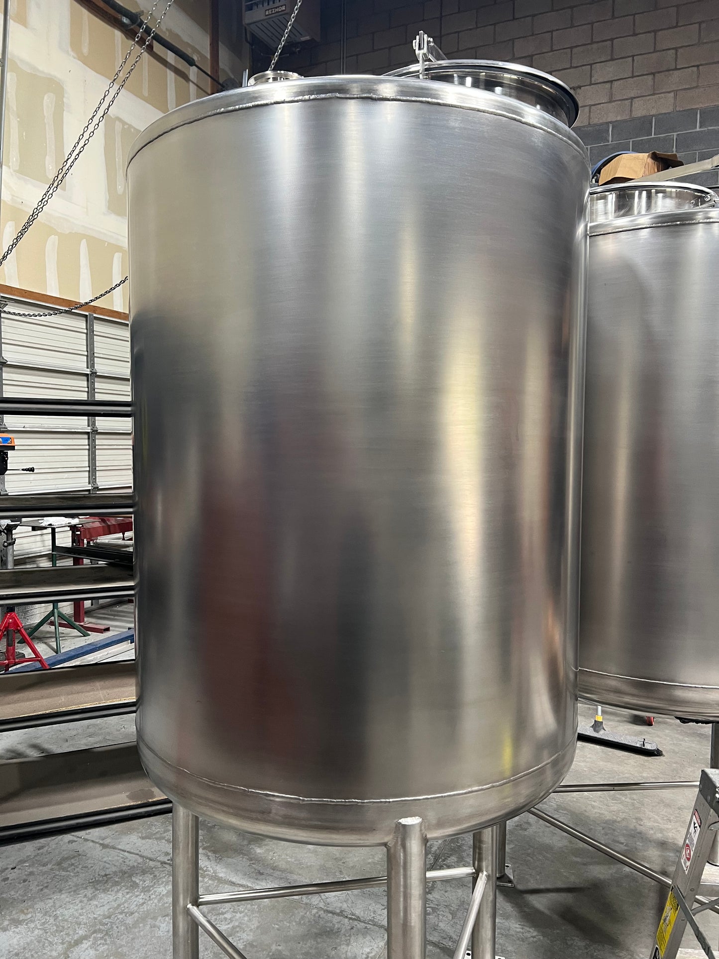 New 250 gallon, single wall 12 gauge, 304 SS Tanks—Stock UTAH - Quantity 2