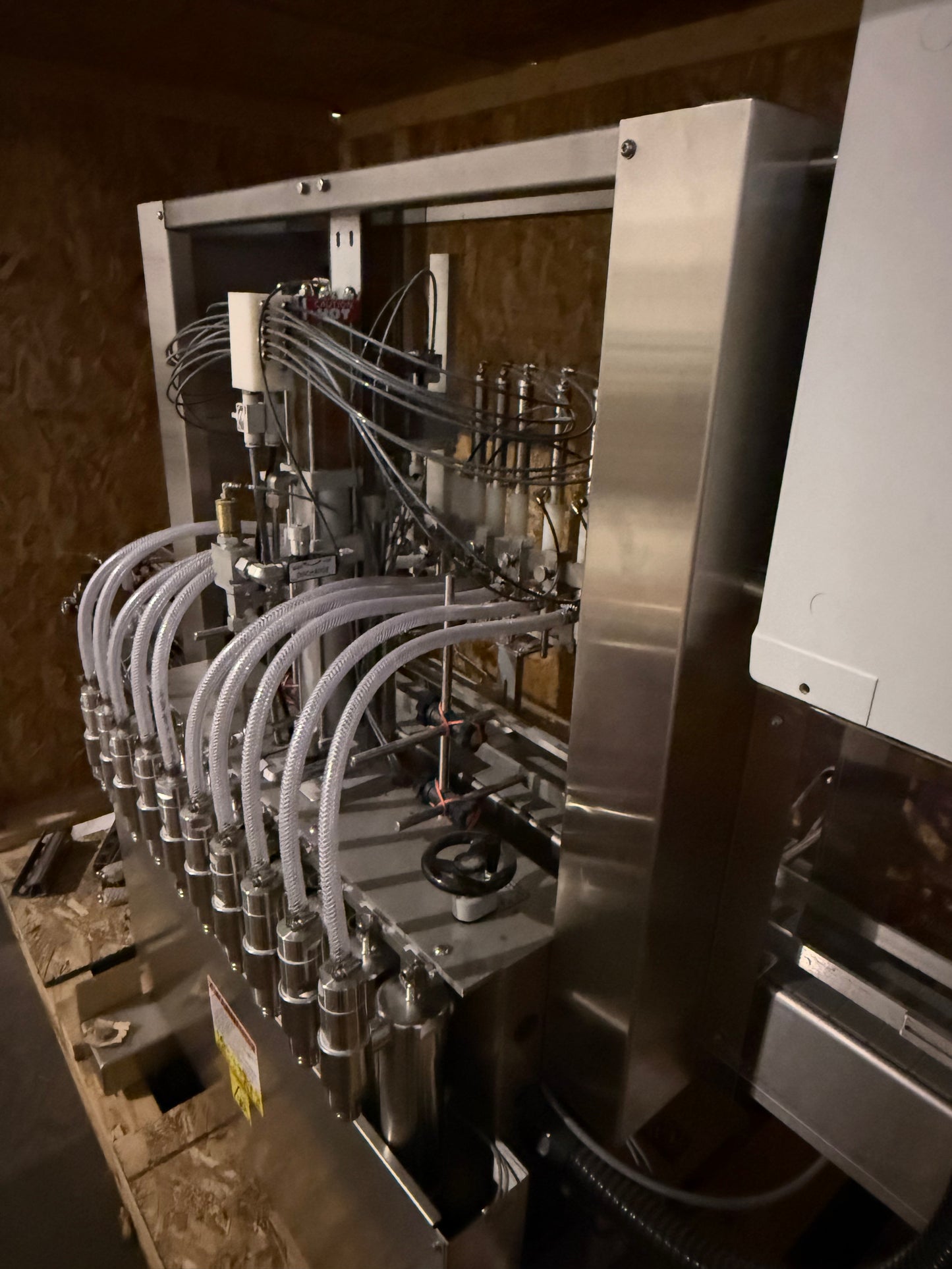 Kaps-All NEW Model V-8-E- Piston filler with 8'6" conveyor - 10 Pistons / Tip Nozzles, Class 1 / Div 1