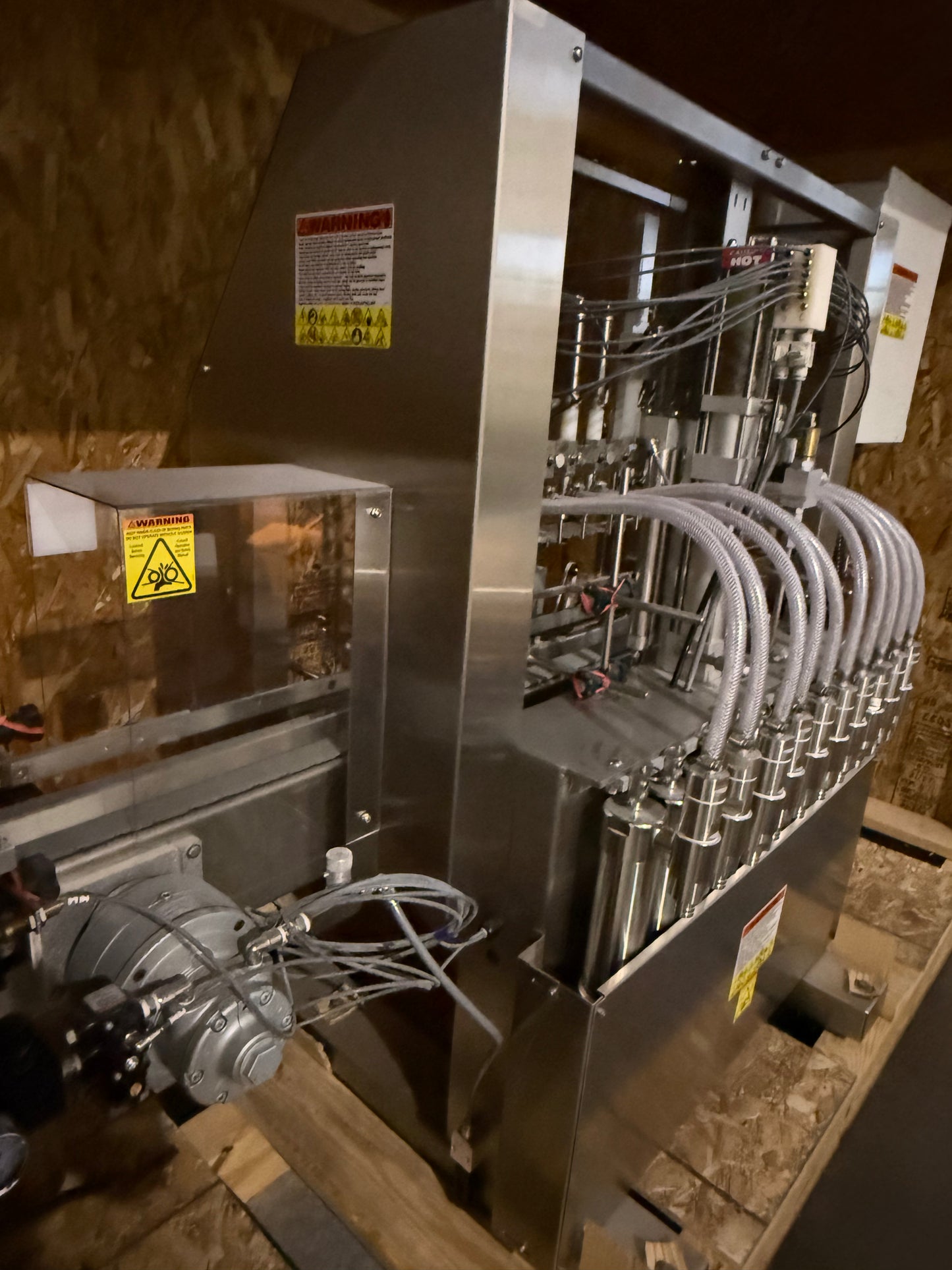 Kaps-All NEW Model V-8-E- Piston filler with 8'6" conveyor - 10 Pistons / Tip Nozzles, Class 1 / Div 1