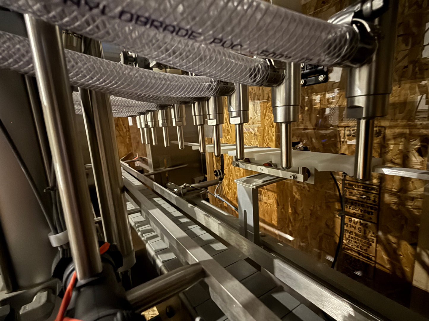 Kaps-All NEW Model V-8-E- Piston filler with 8'6" conveyor - 10 Pistons / Tip Nozzles, Class 1 / Div 1