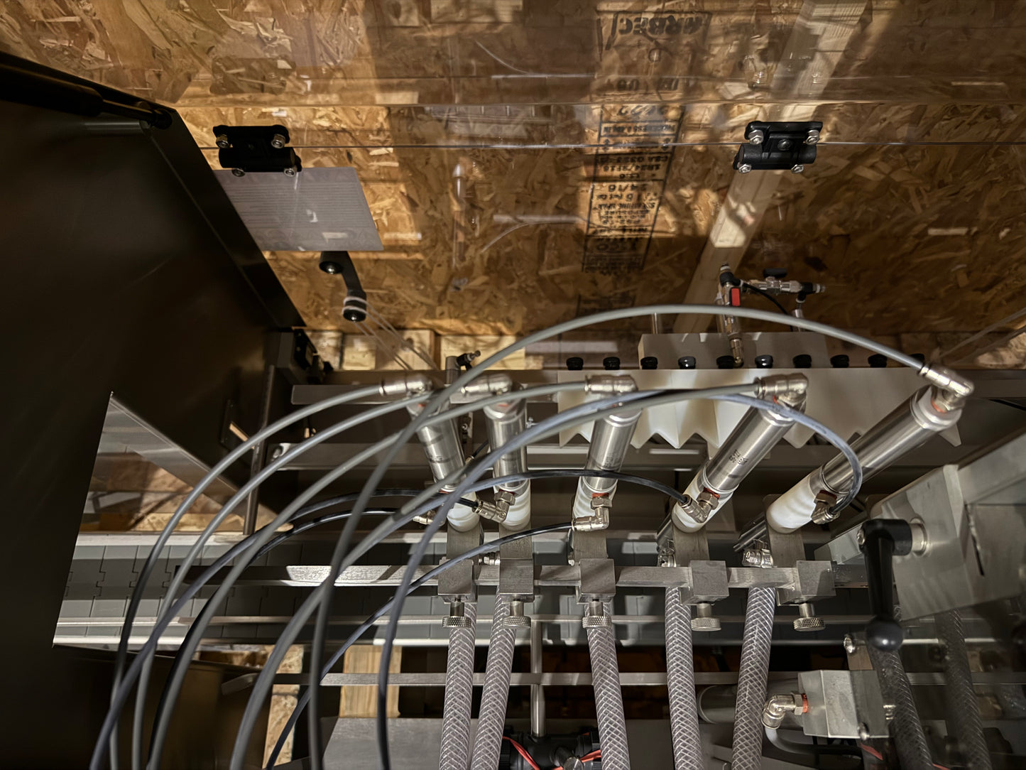 Kaps-All NEW Model V-8-E- Piston filler with 8'6" conveyor - 10 Pistons / Tip Nozzles, Class 1 / Div 1