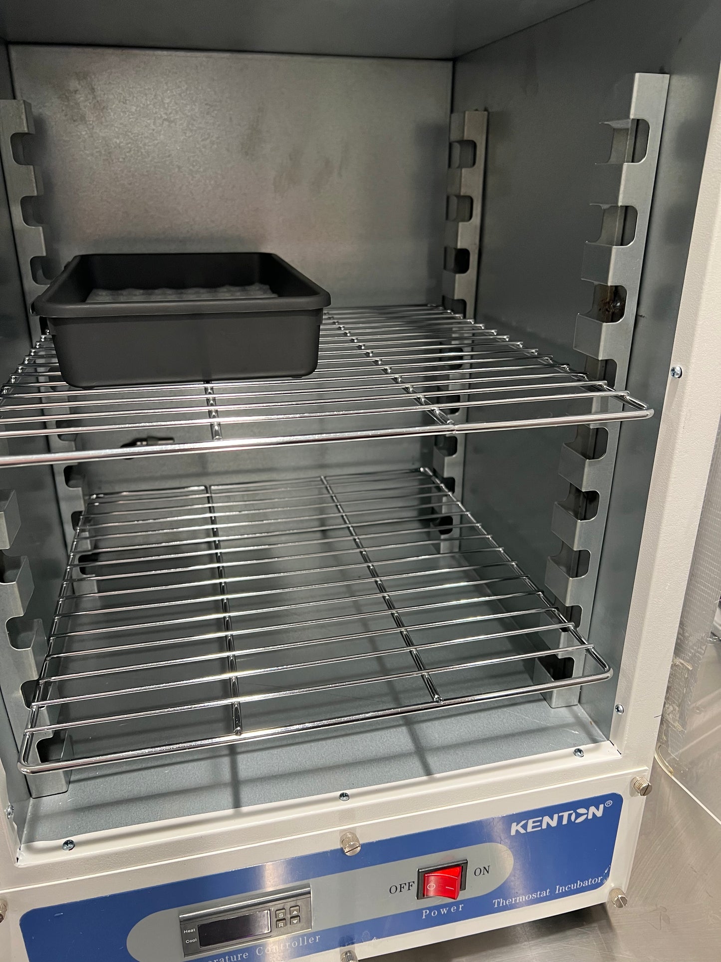 Incubator - Lab - Kenton - Serial #91210023 - Thermostat Inc