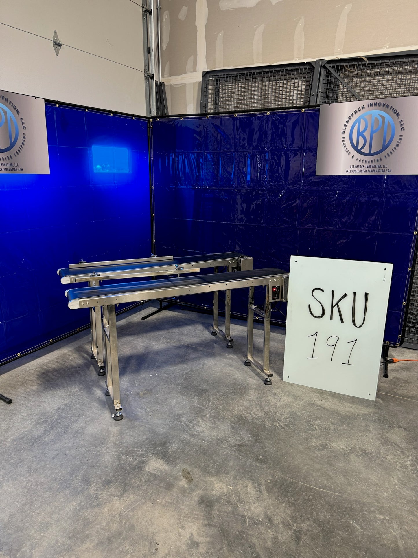 Conveyors - (2) Belt Conveyors with Controls, Forward and Reverse - Price is Per Each