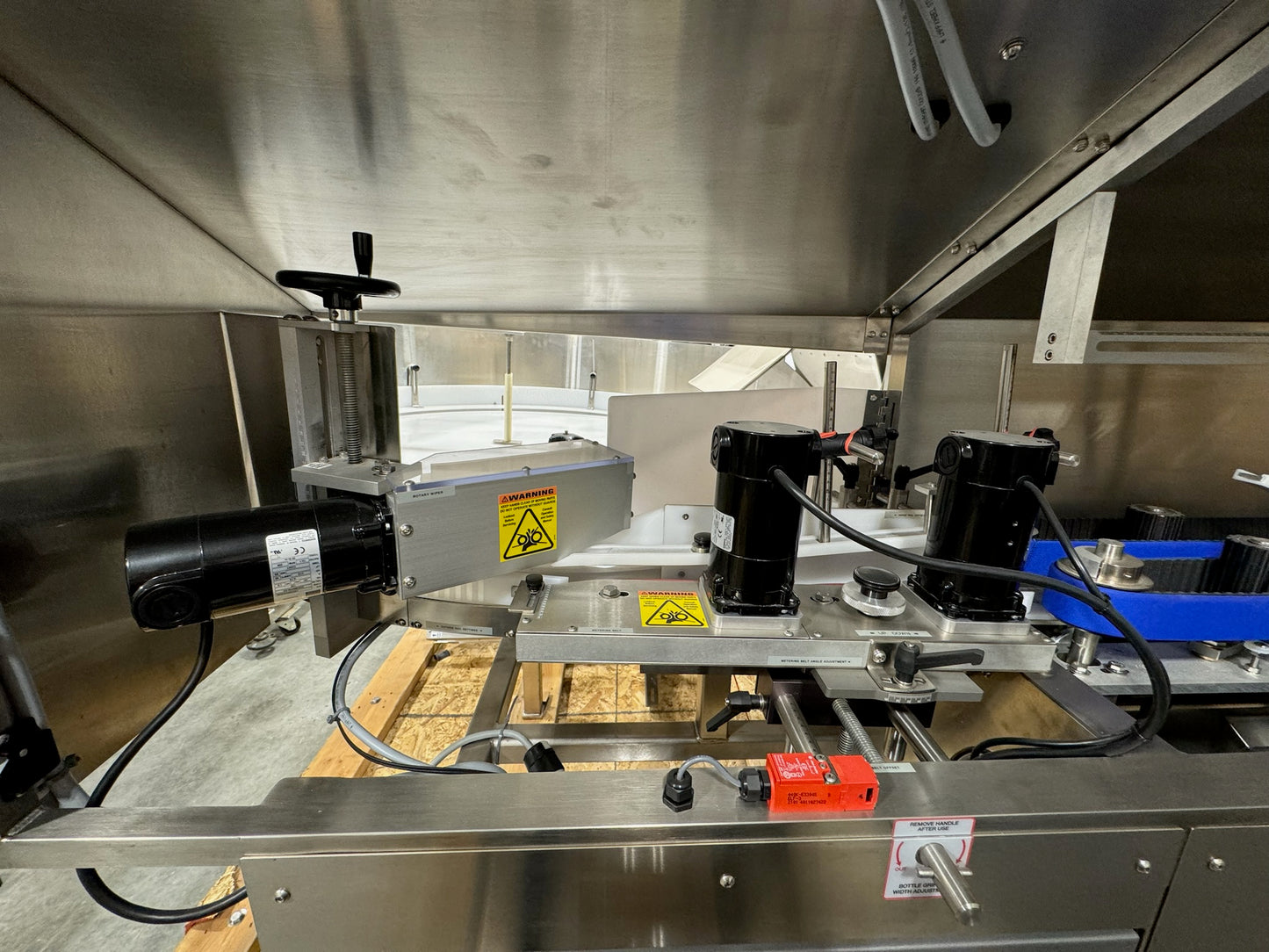 KapsAll - Unscrambler - UNUSED - Model Number AU-6C-E, Serial Number 10088