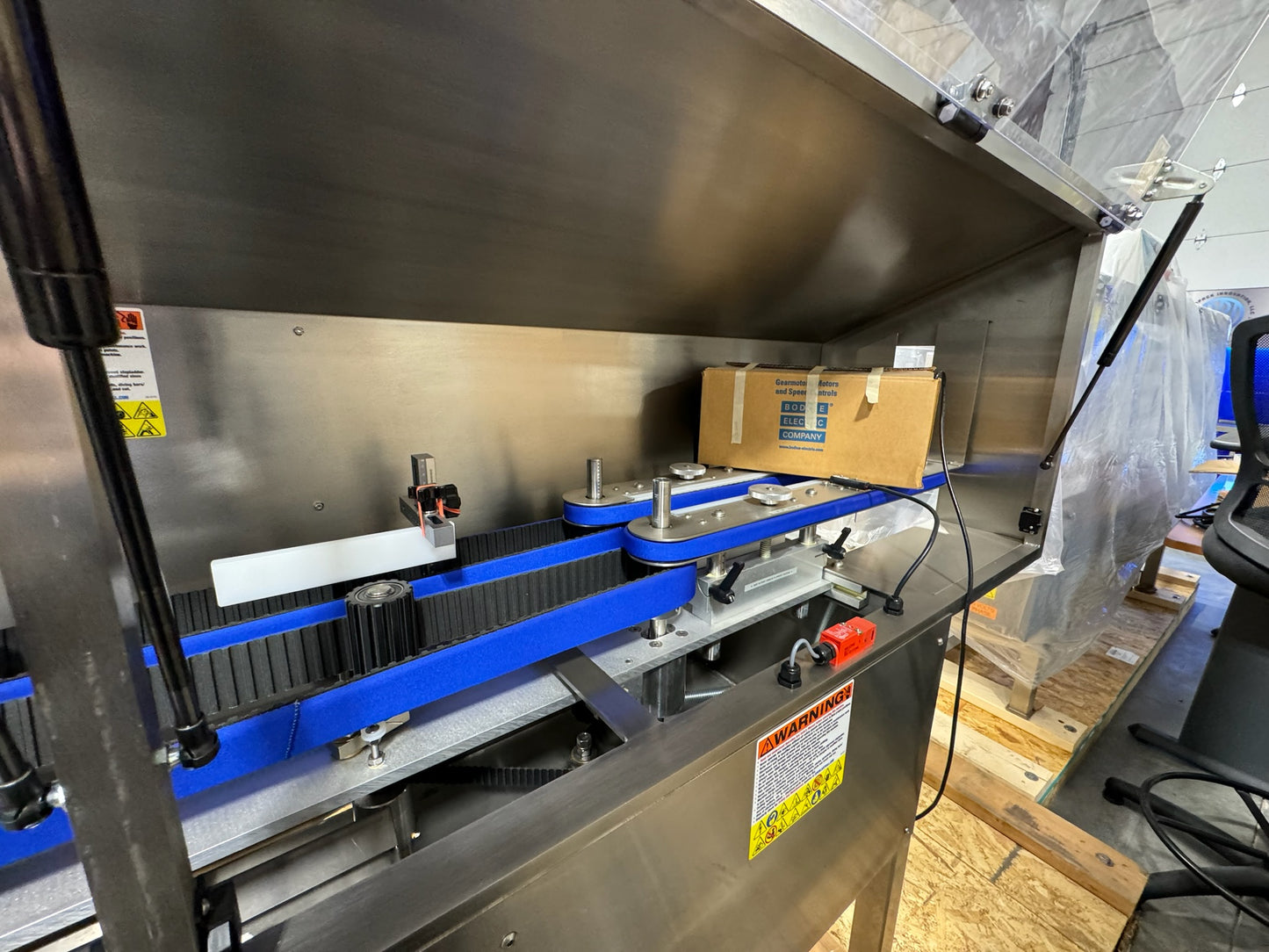 KapsAll - Unscrambler - UNUSED - Model Number AU-6C-E, Serial Number 10088