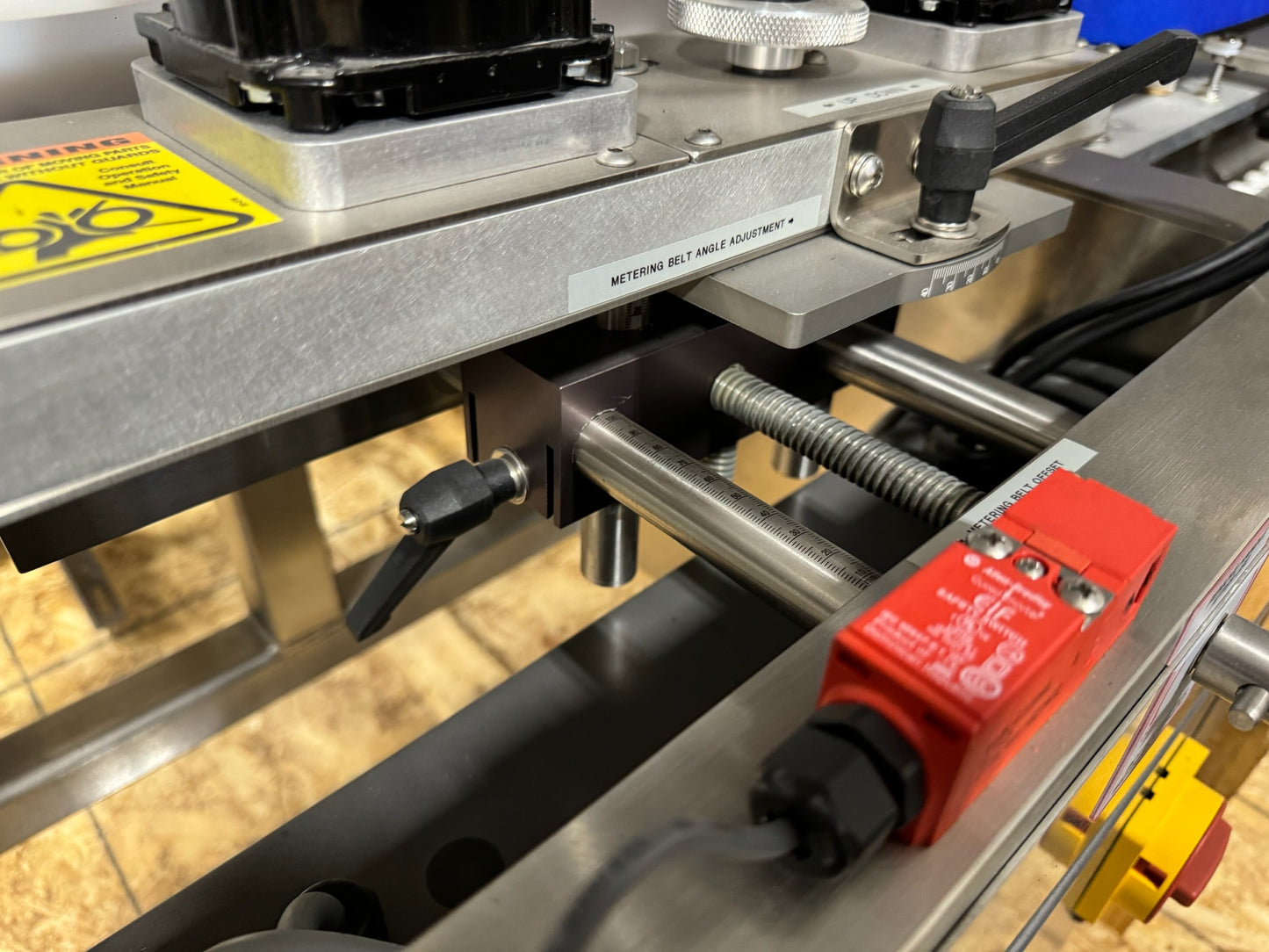 KapsAll - Unscrambler - UNUSED - Model Number AU-6C-E, Serial Number 10088