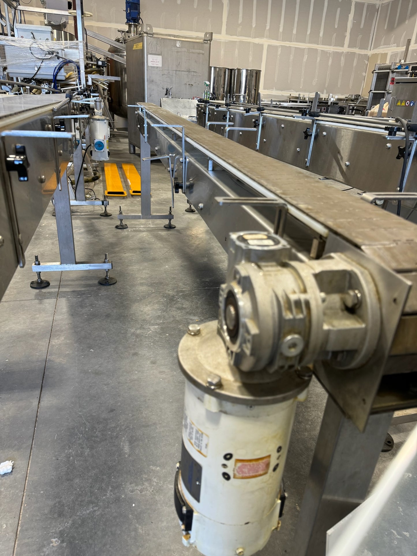 Conveyor, Inline Fillers Systems, 10 ft x 4.5In