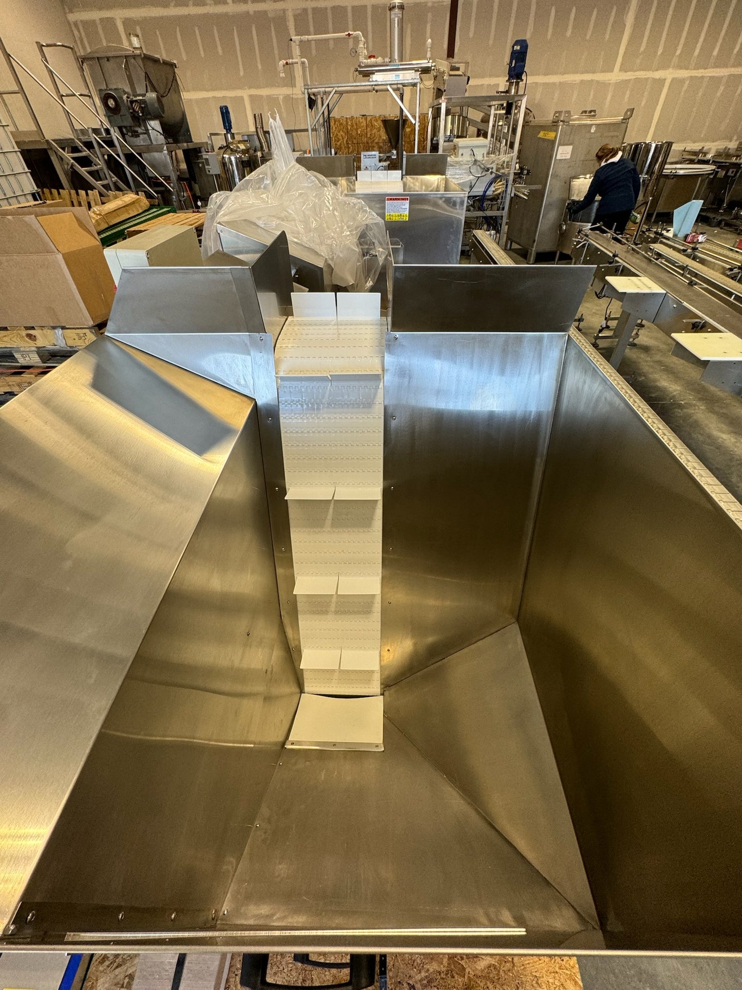 Kaps-All Model AU-3 Bottle Unscrambler / Cleaner, NEW 30" prefeed elevator and 20 cubic ft hopper