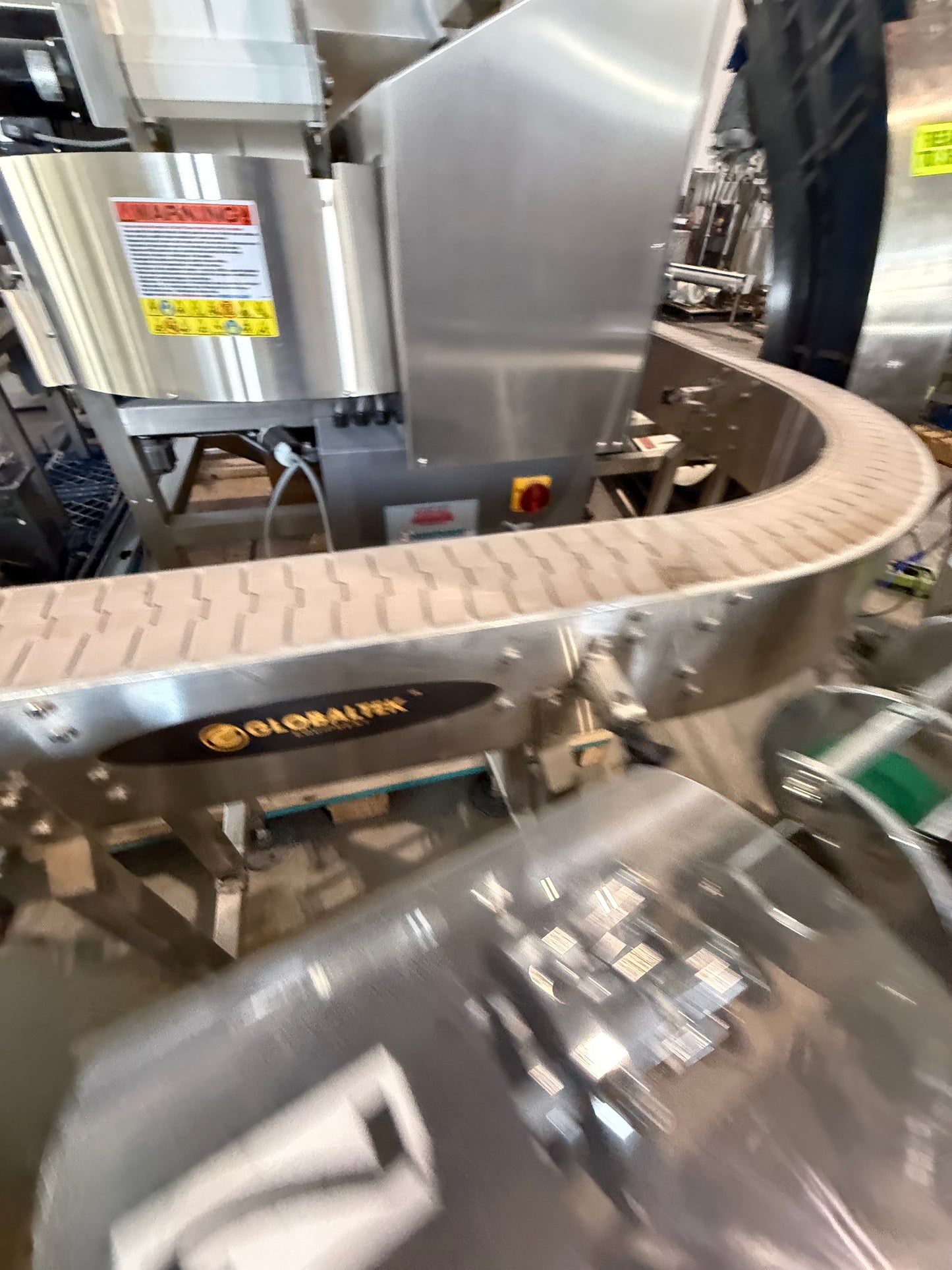 Pre-Owned Globaltek Stainless Steel 90 Degree L-Shape with Delrin Belt