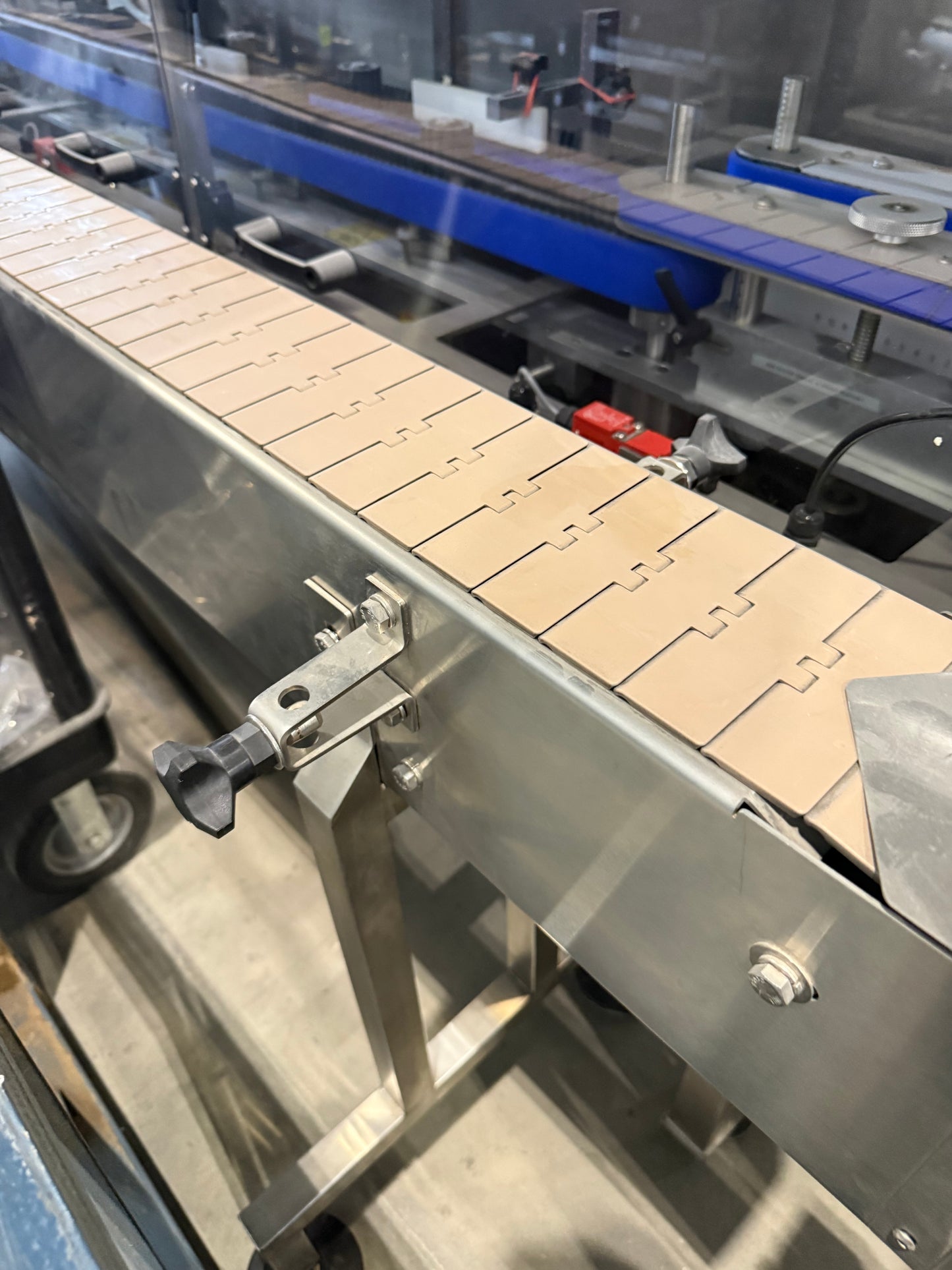 Pre-Owned -GlobalTek Conveyor - 10 foot length, 4.5" width