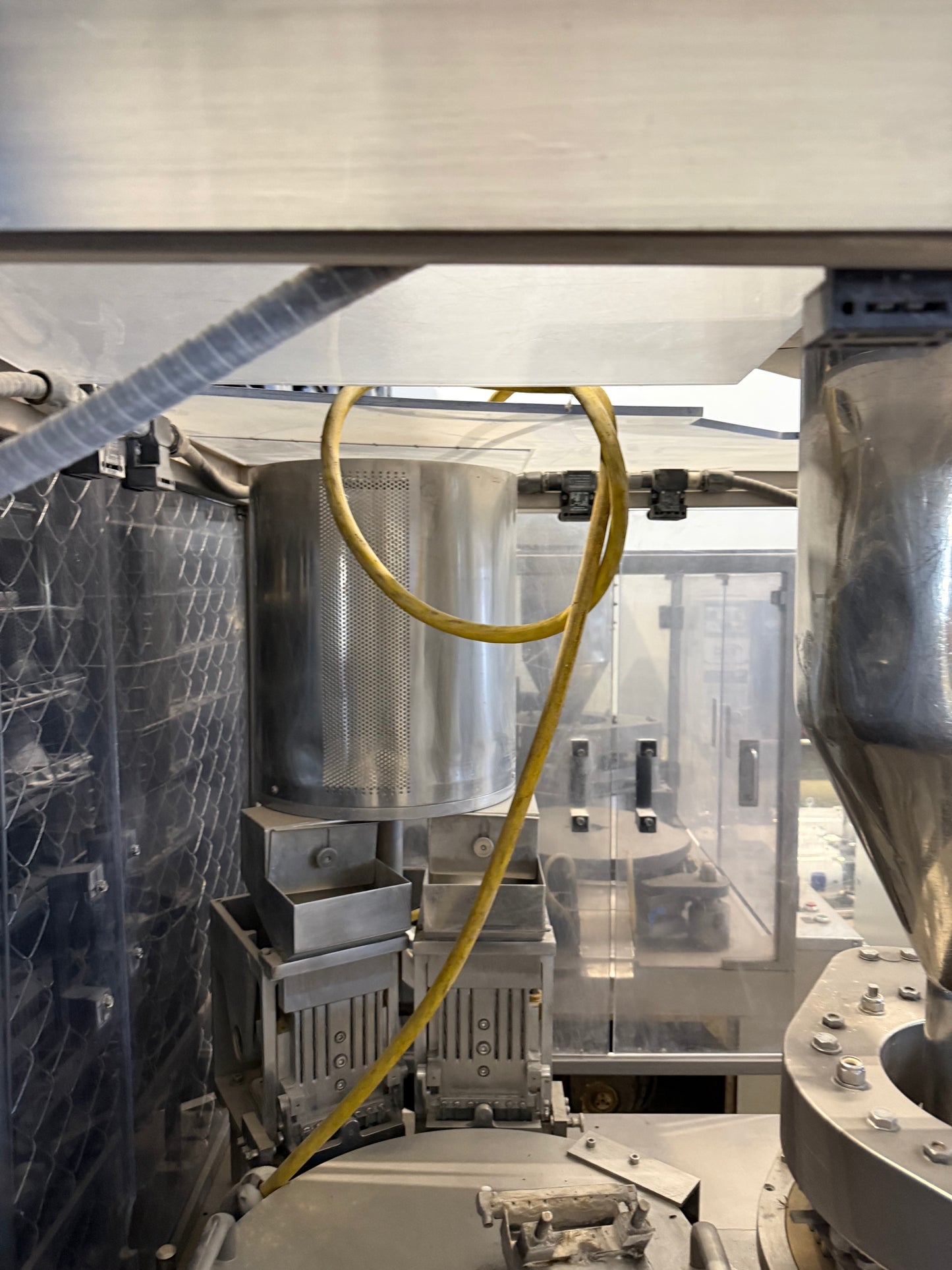 Used - Bosch GKF 1500 Capsule Filler up to 1500 per minute - up to 90,000 per hour