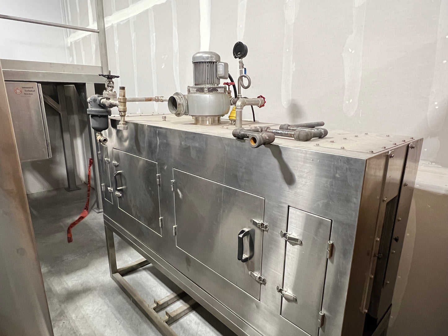 Tripack ST-1 Steam Tunnel, 240/480V, 3 Phase, 30/20 Amp, 6.5' Tunnel