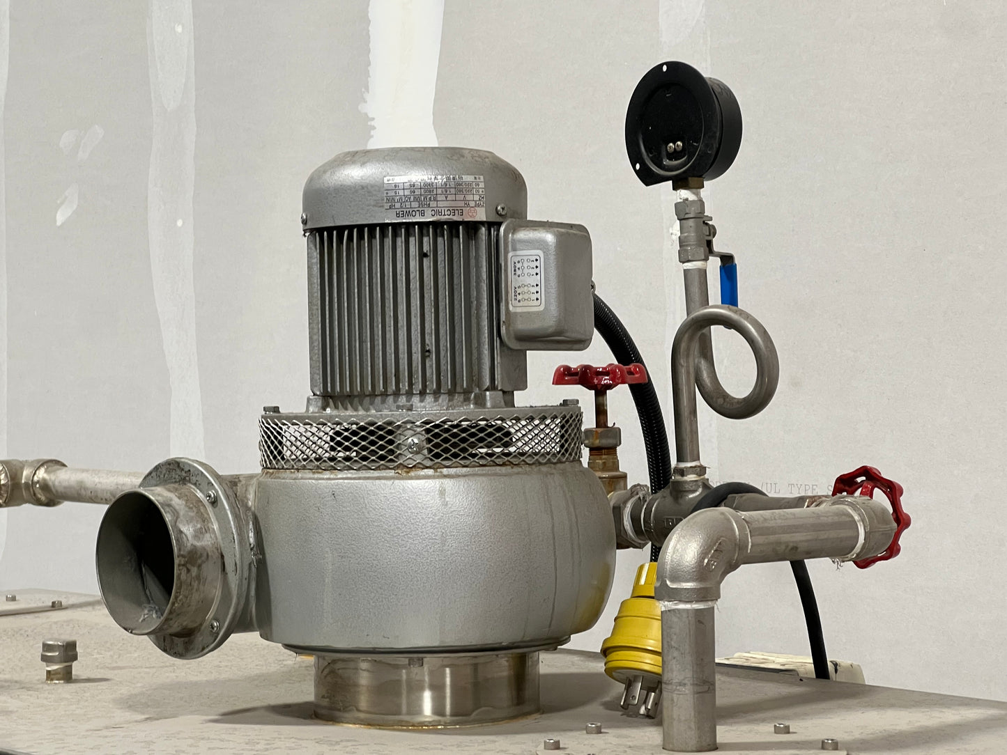 Tripack ST-1 Steam Tunnel, 240/480V, 3 Phase, 30/20 Amp, 6.5' Tunnel