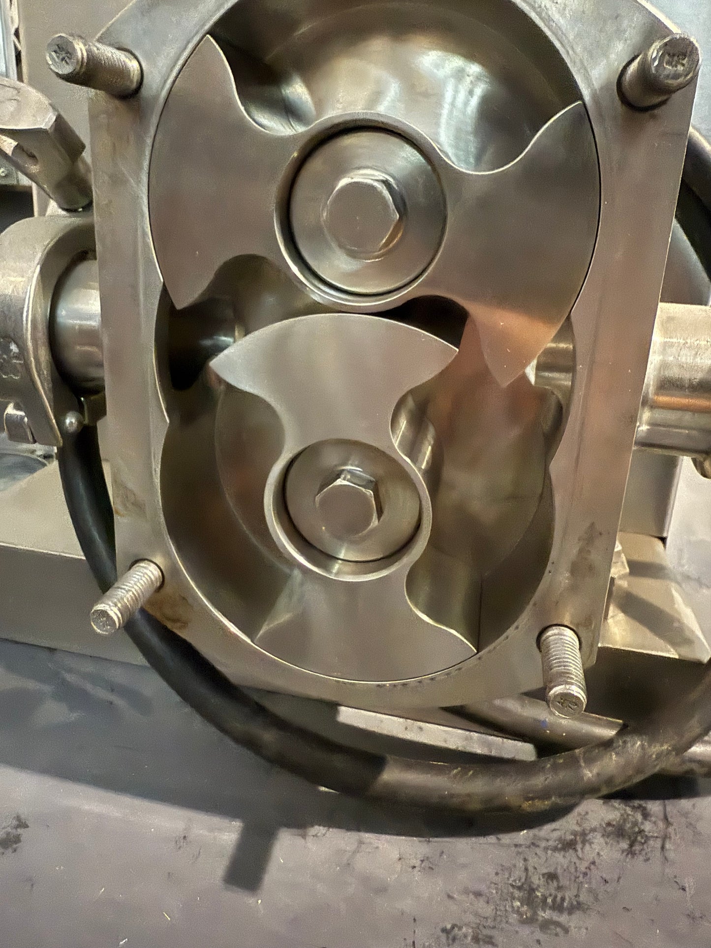 Pre-Owned Unibloc PD Pump Model Labtop 400-450, TC Ports, On Casters with Plug, VFD